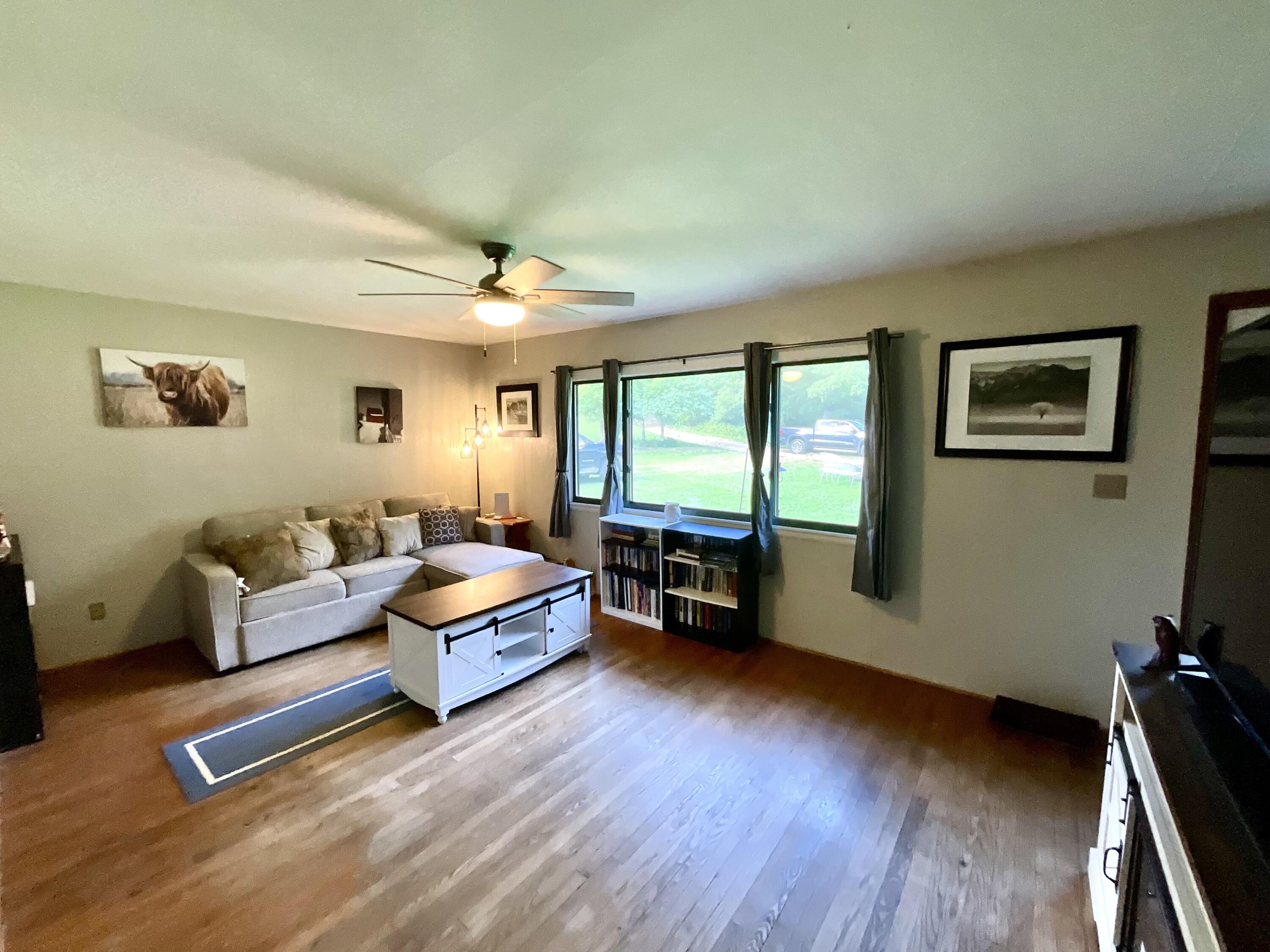 10295 County Road 458a Property Photo 5
