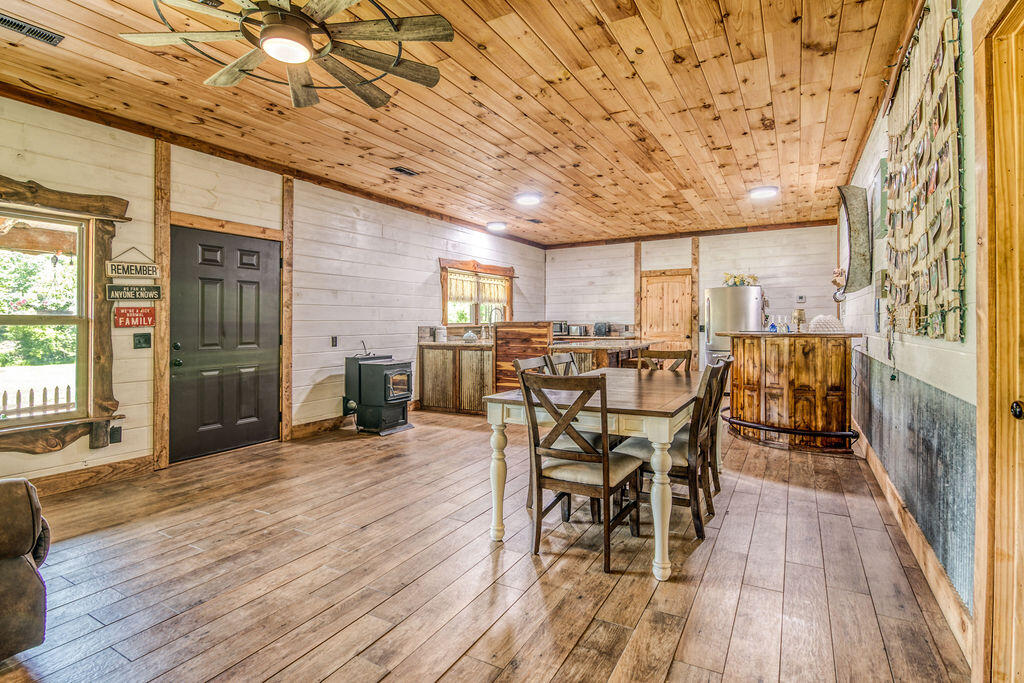 32103 State Highway 413 Property Photo 7