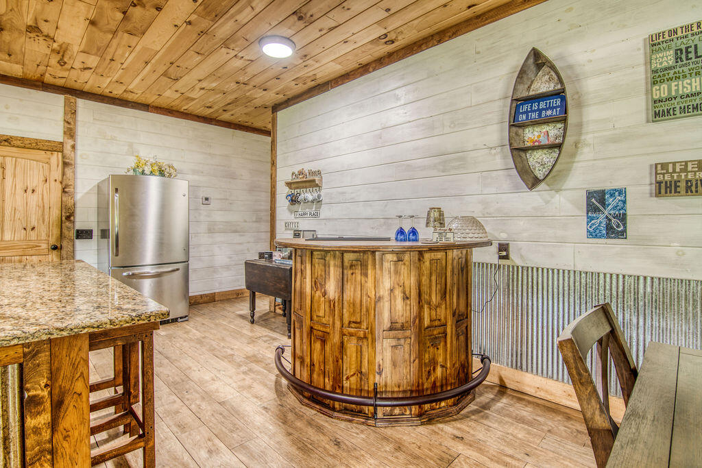32103 State Highway 413 Property Photo 12