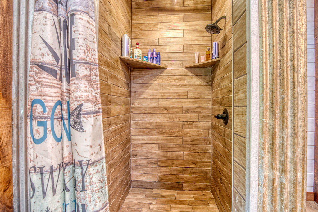 32103 State Highway 413 Property Photo 21