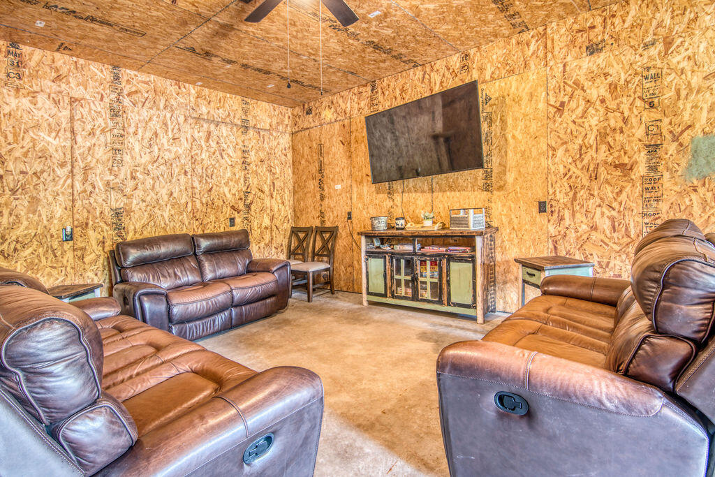 32103 State Highway 413 Property Photo 27