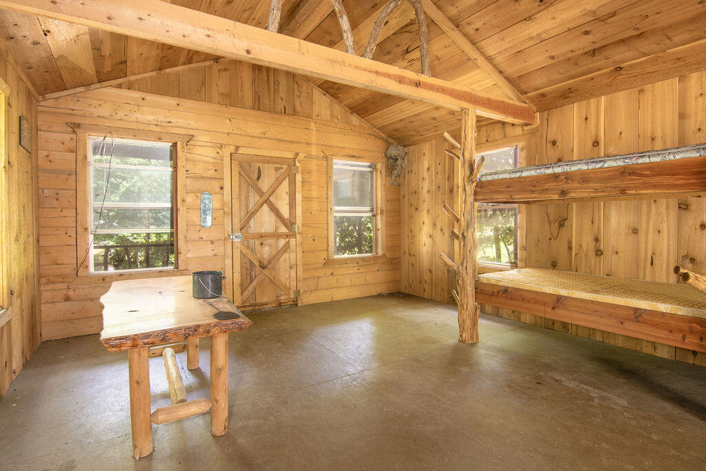 32103 State Highway 413 Property Photo 44