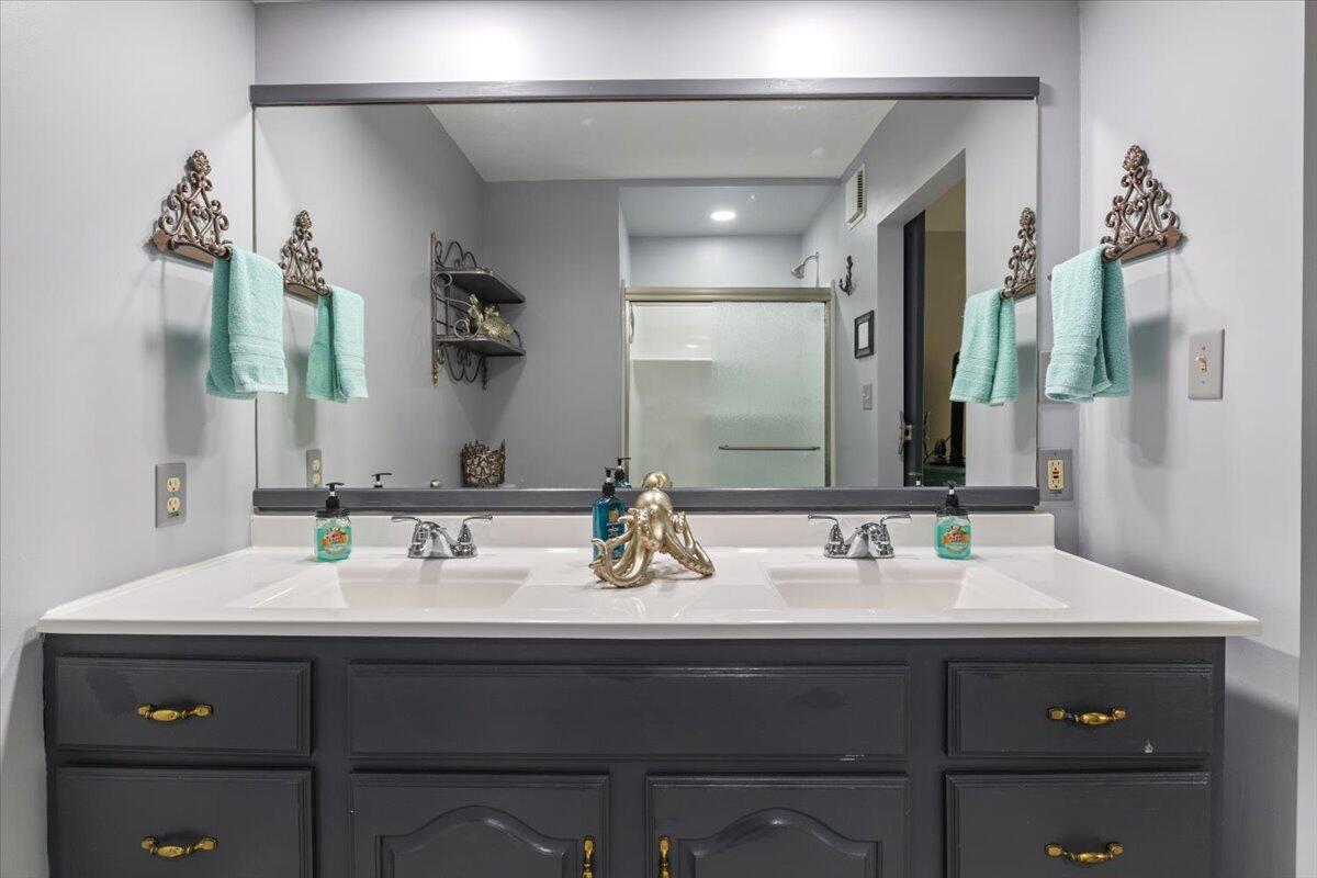 10 Indian Park Lane Property Photo 32