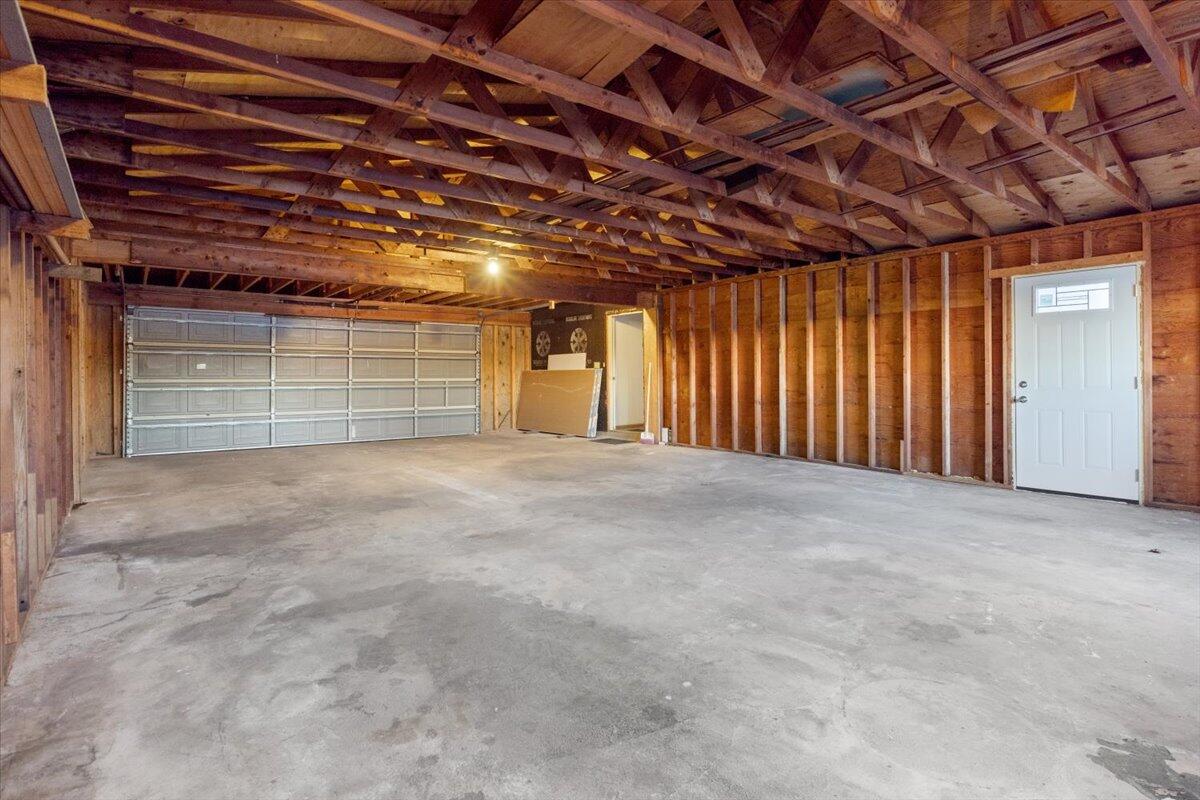 10 Indian Park Lane Property Photo 44