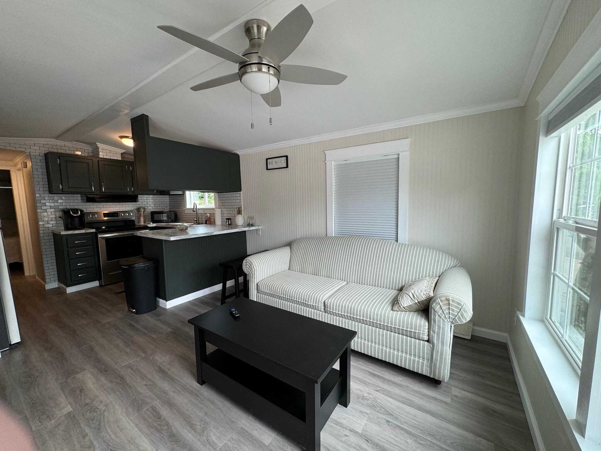 110 Blue-bird Lane Property Photo 8
