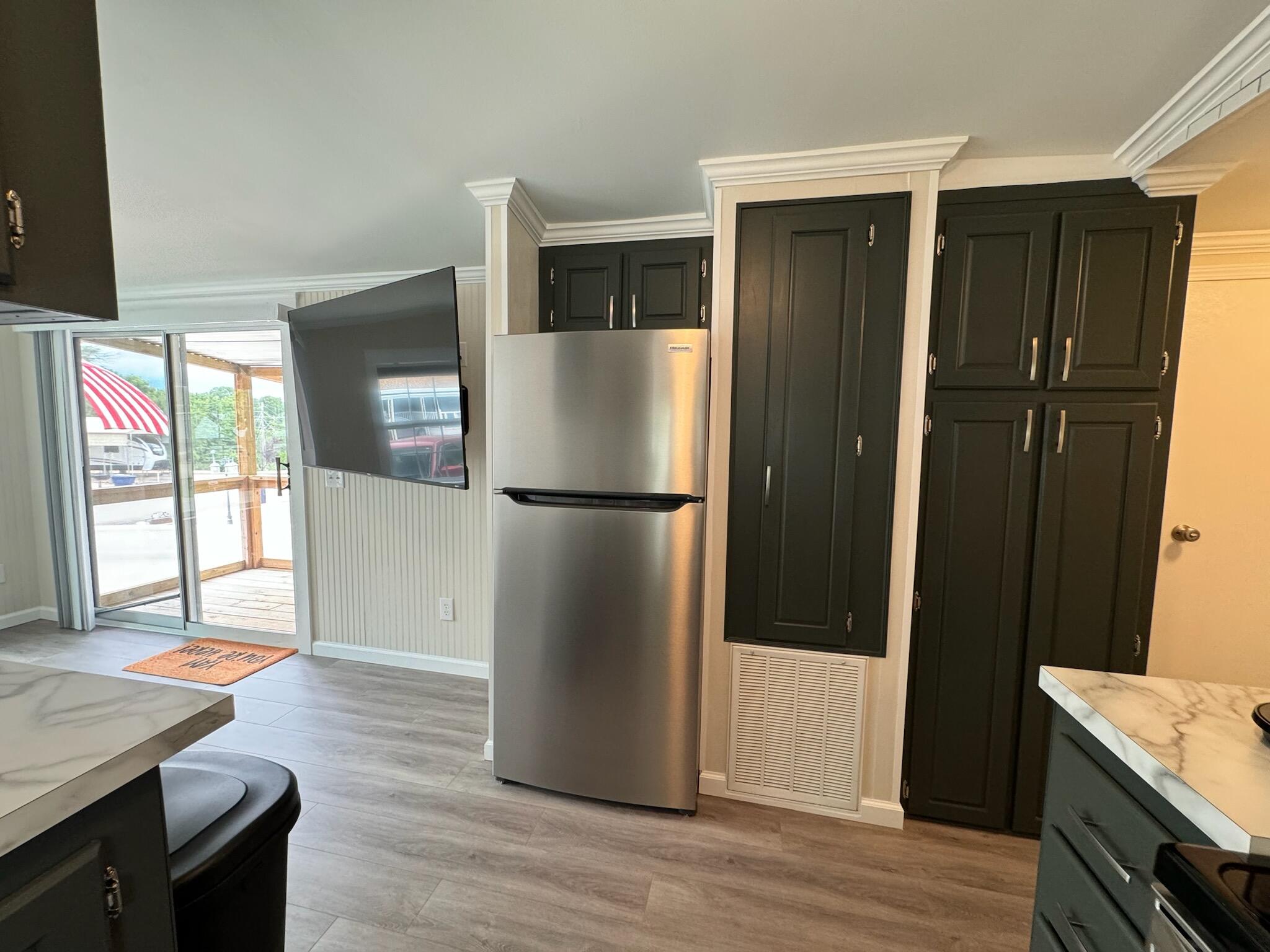 110 Blue-bird Lane Property Photo 14