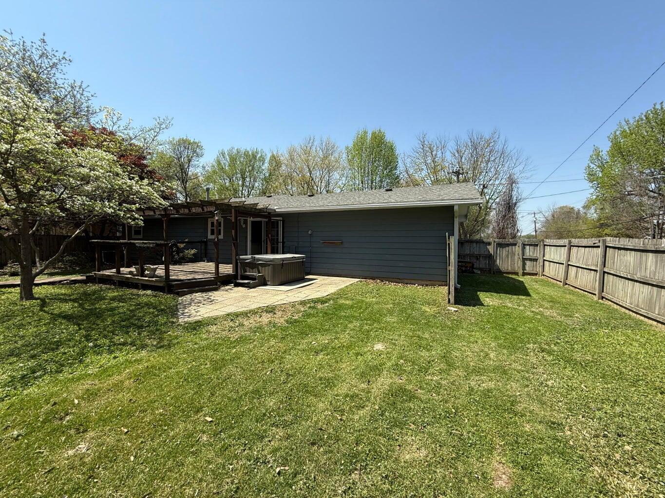 1208 South Cedarbrook Avenue Property Photo 2