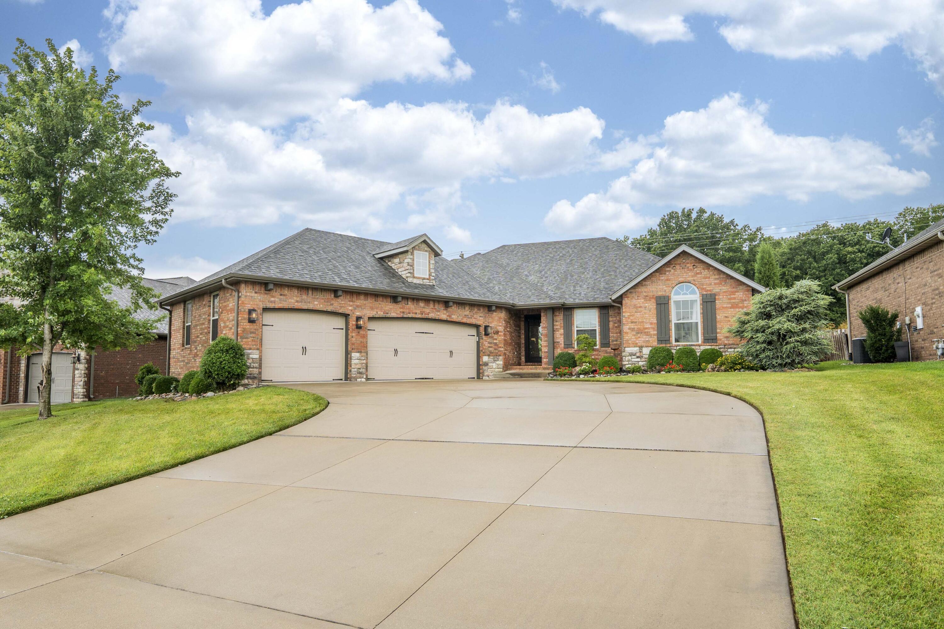 1251 South Rosemoor Drive