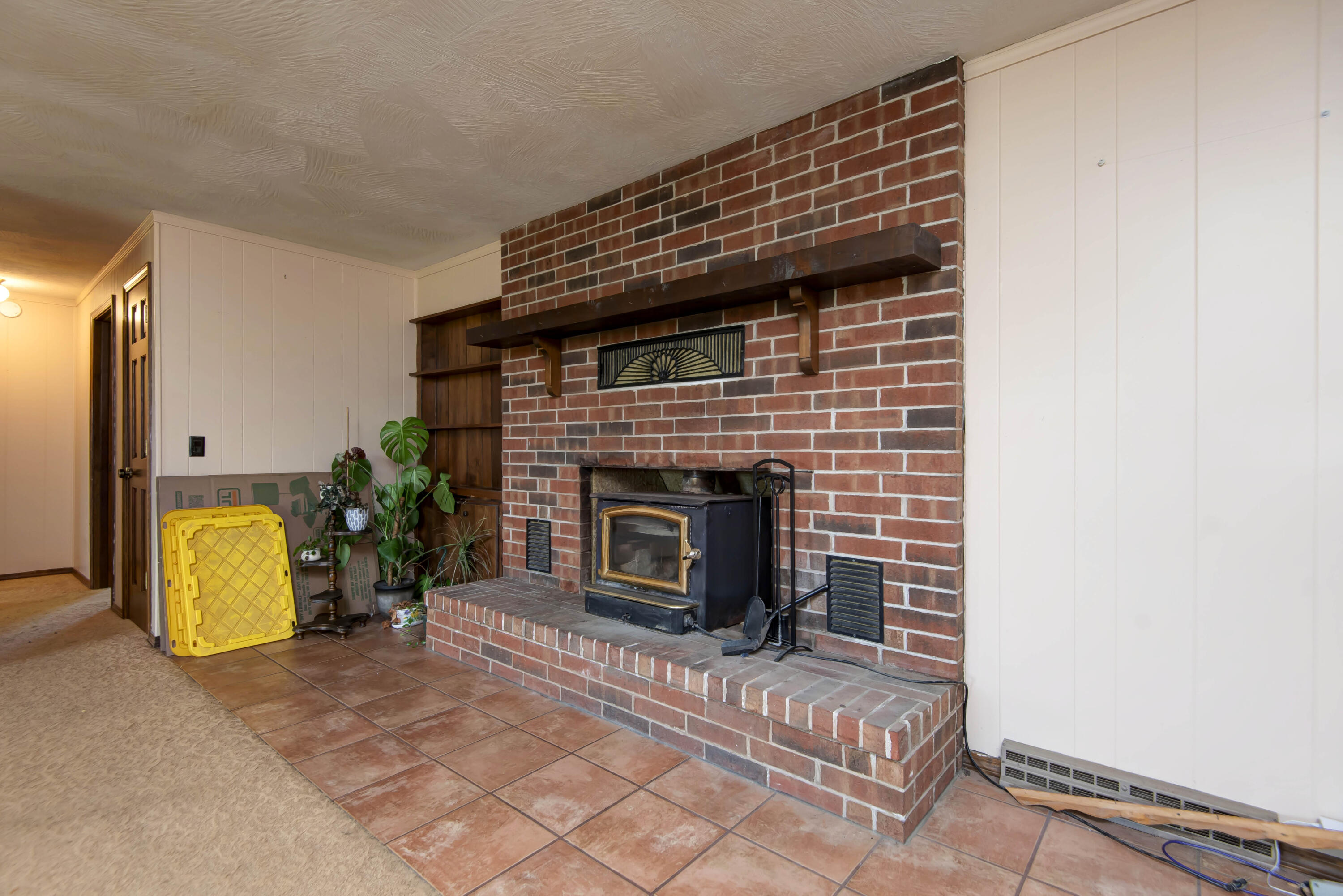 5338 South 210th Road Property Photo 4
