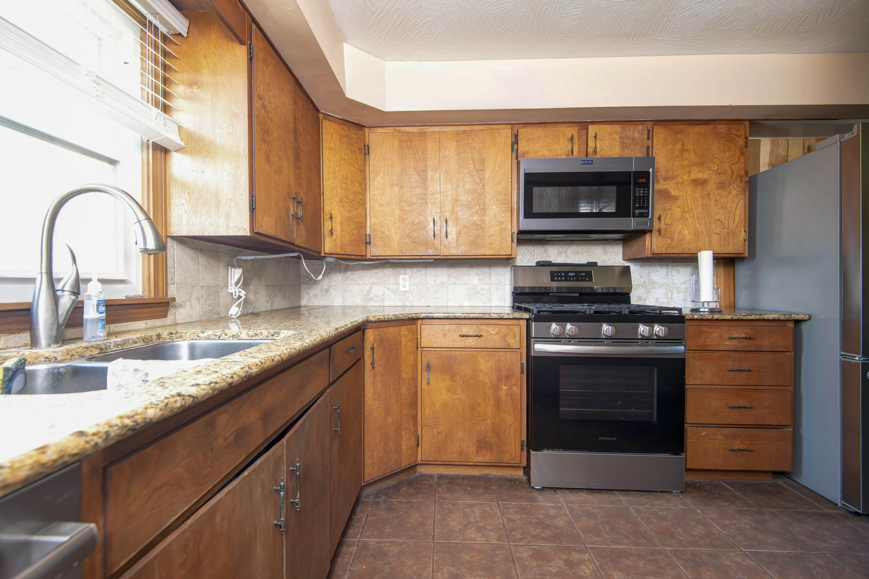 5338 South 210th Road Property Photo 7