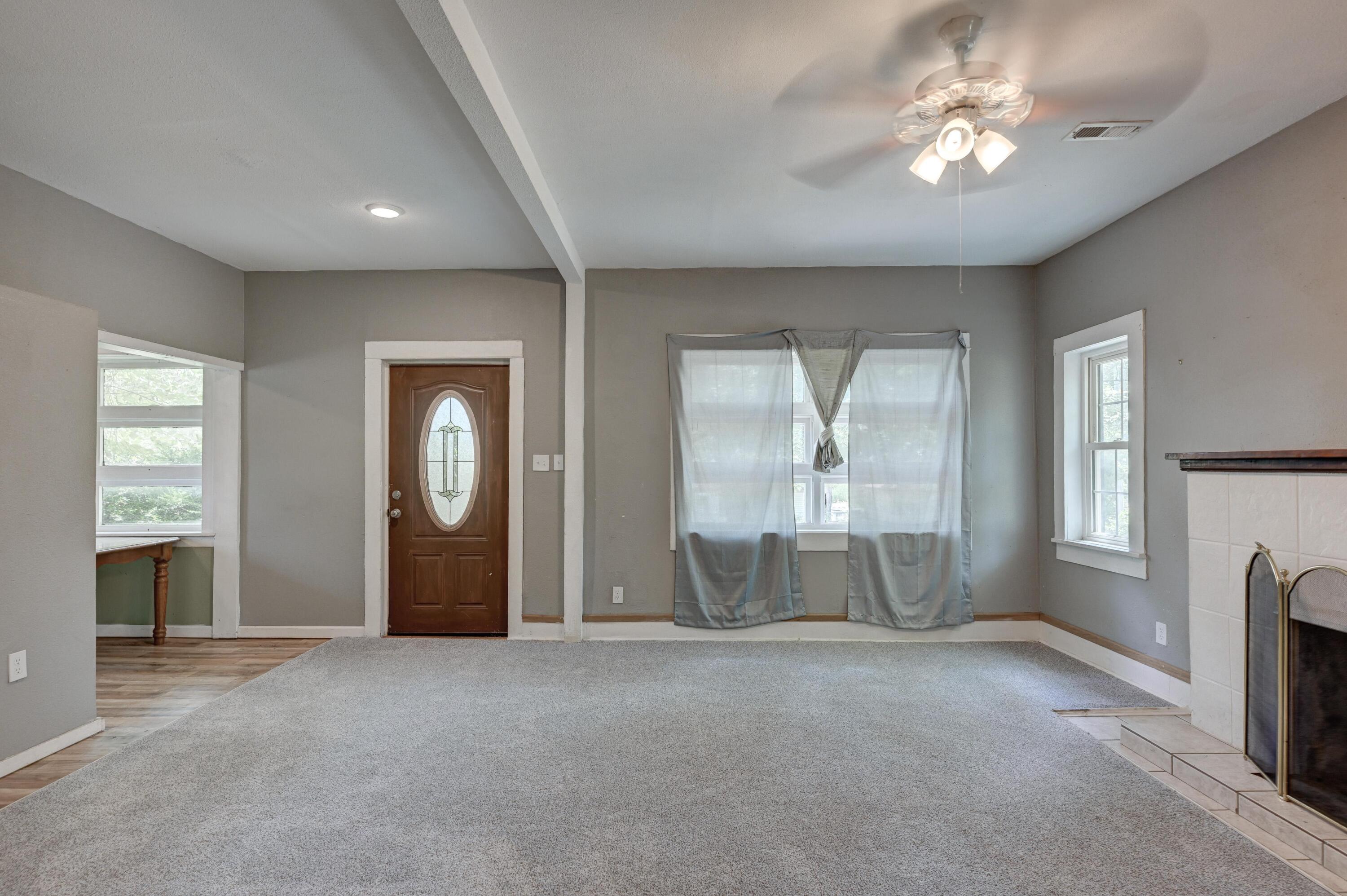 302 South Florida Avenue Property Photo 5