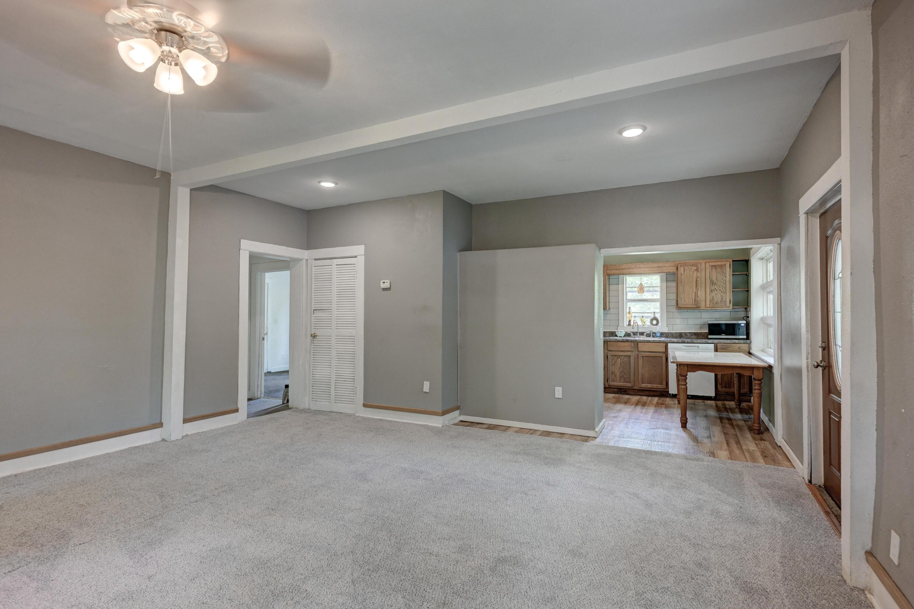 302 South Florida Avenue Property Photo 7