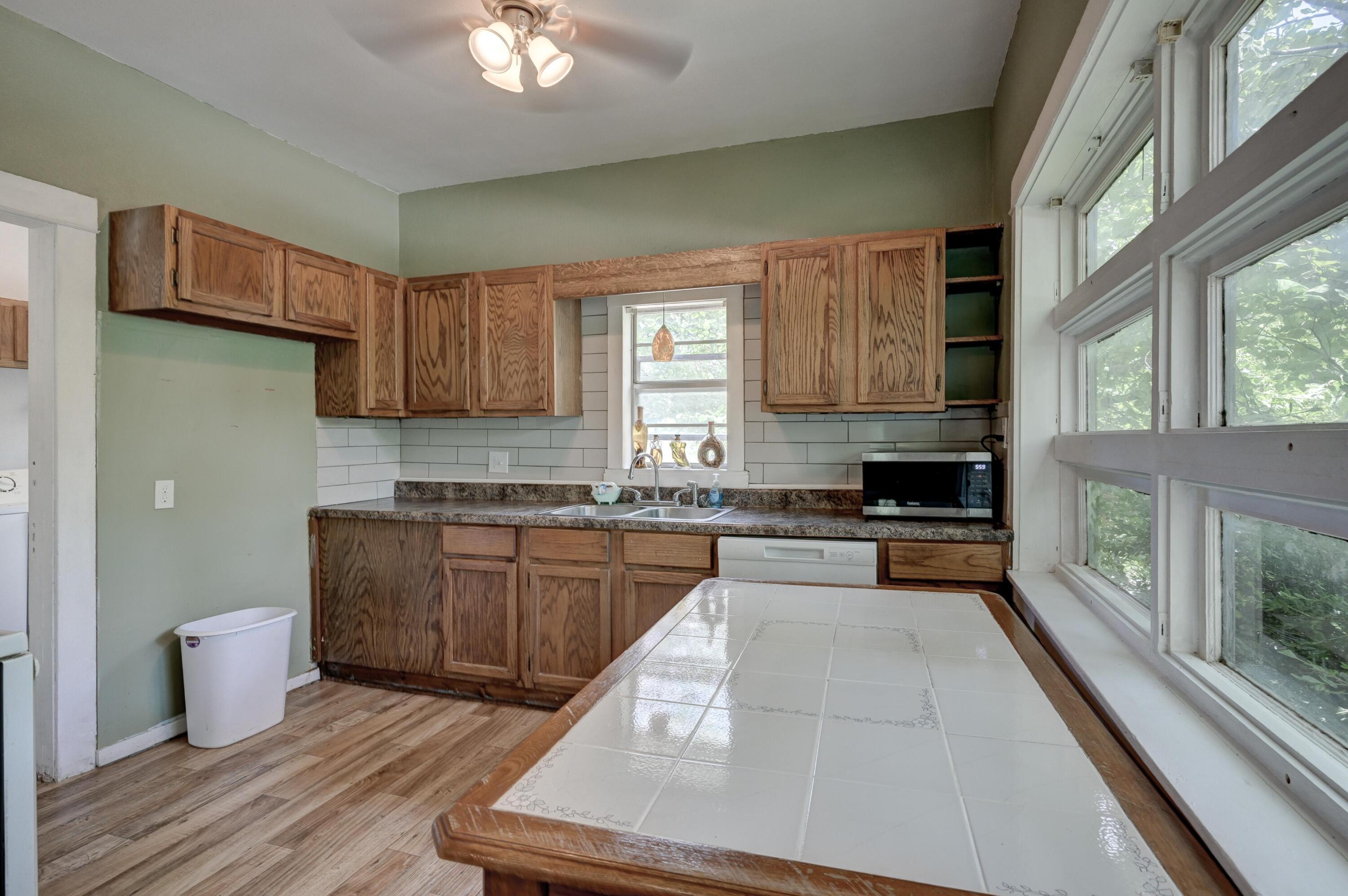 302 South Florida Avenue Property Photo 9