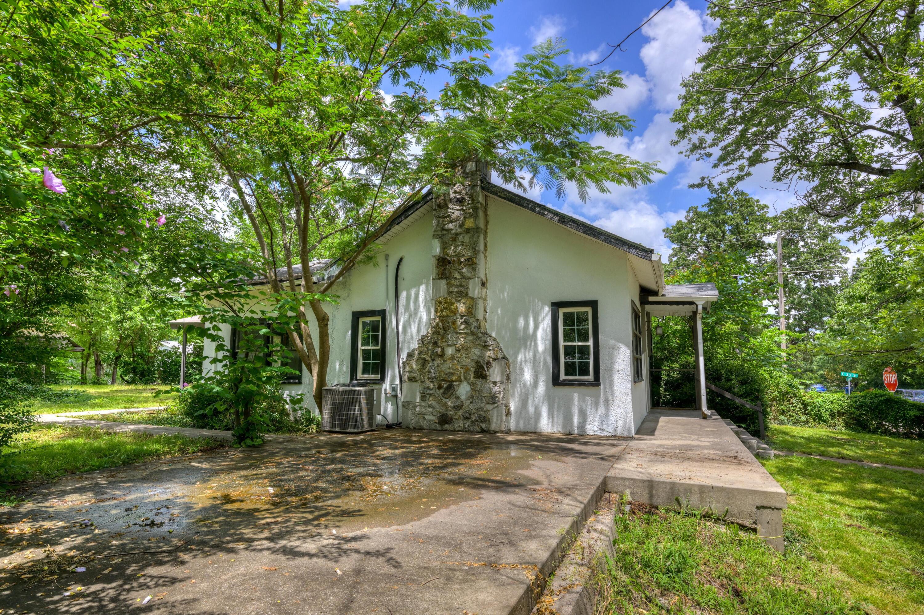 302 South Florida Avenue Property Photo 24