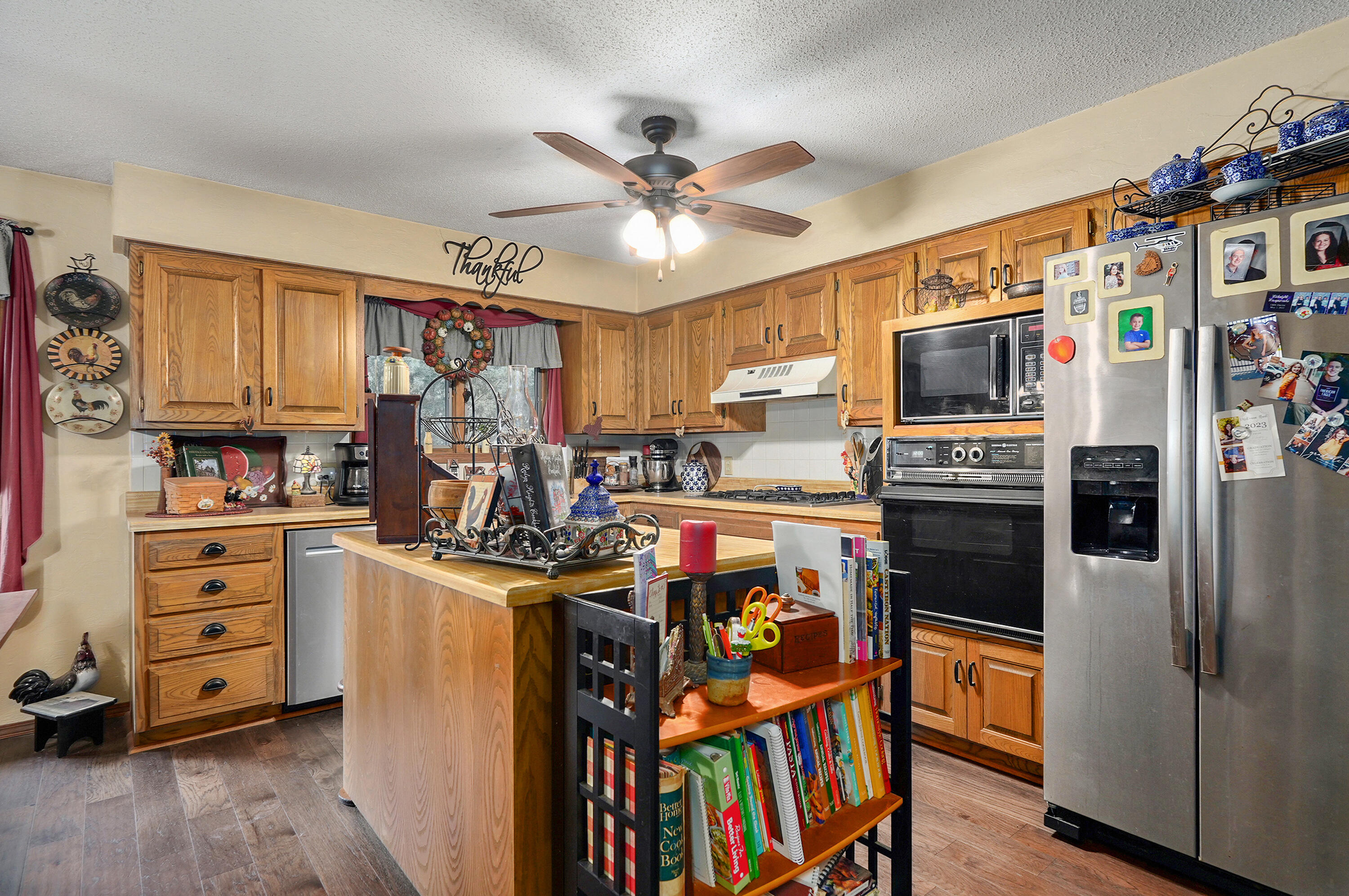 667 South Broadview Drive Property Photo 16