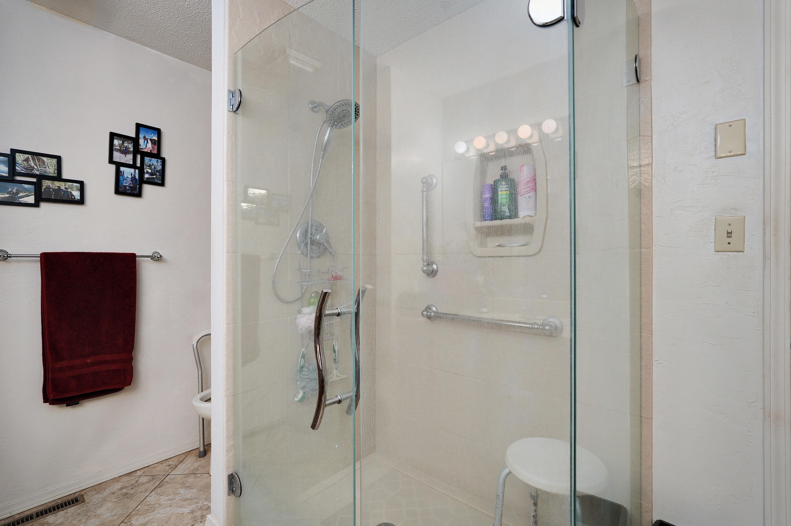 667 South Broadview Drive Property Photo 25