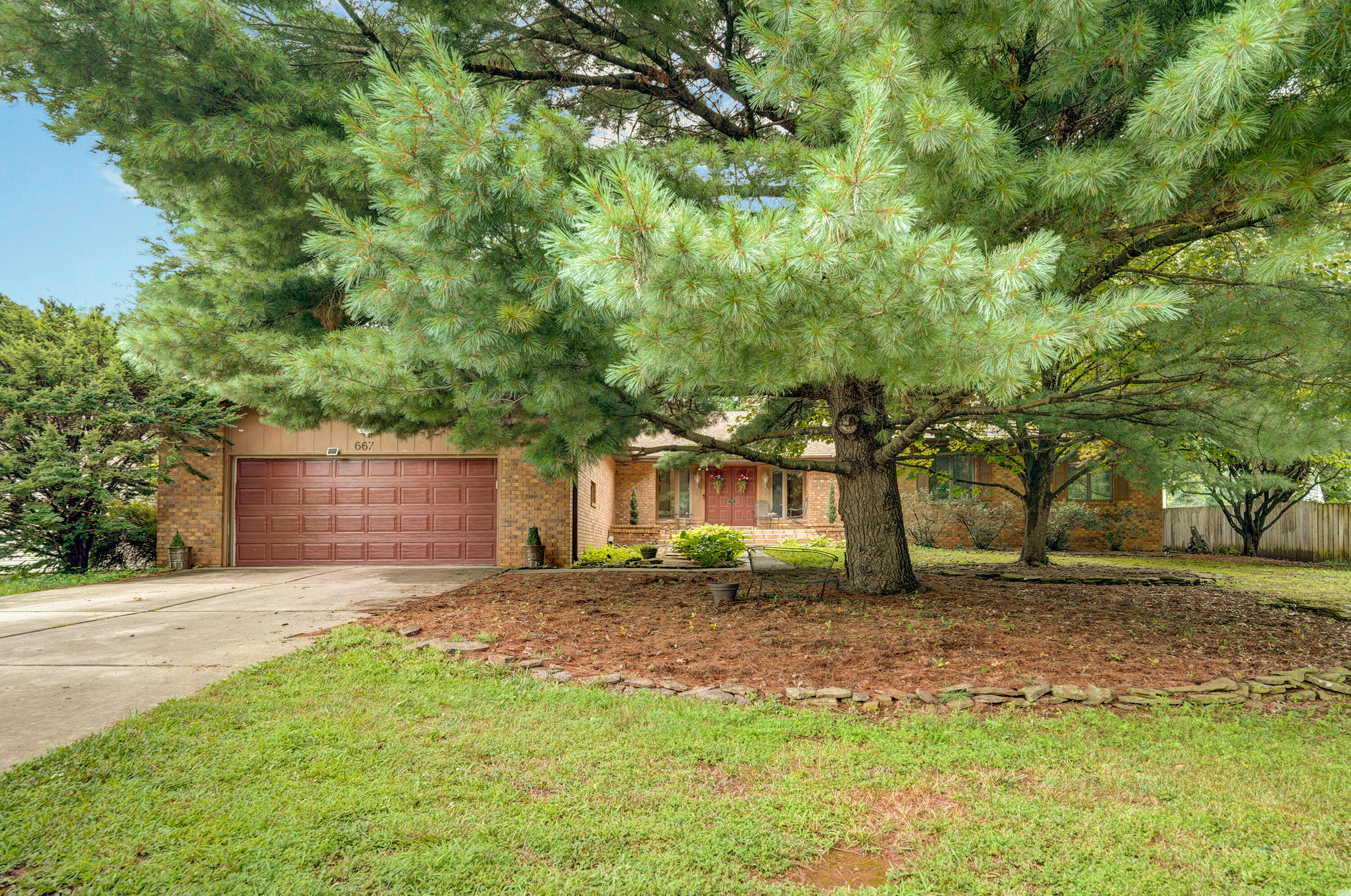 667 South Broadview Drive Property Photo 52