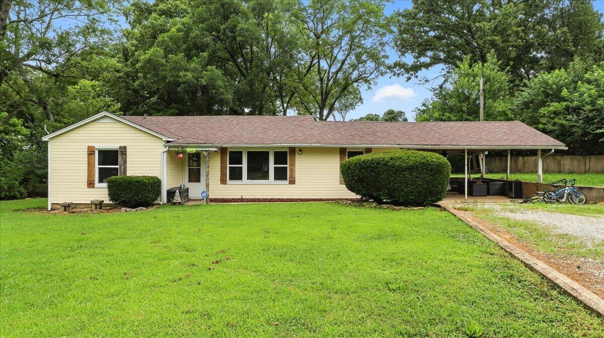 1568 State Rte Bb Property Photo 1