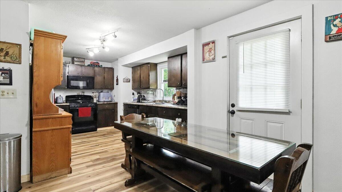 1568 State Rte Bb Property Photo 5