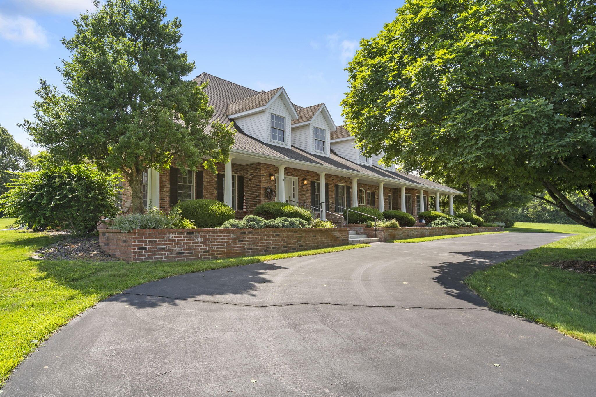 4671 East Beaux Creek Lane Property Photo 7
