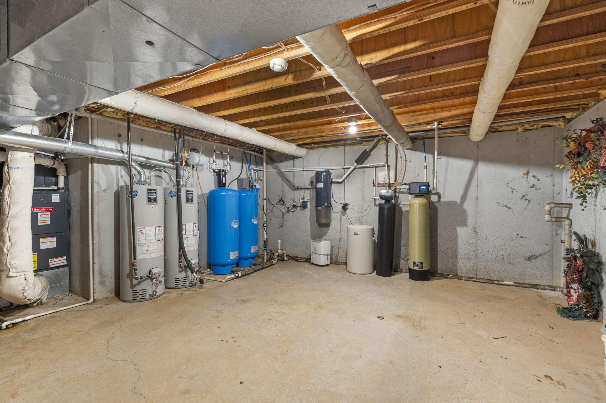 4671 East Beaux Creek Lane Property Photo 46