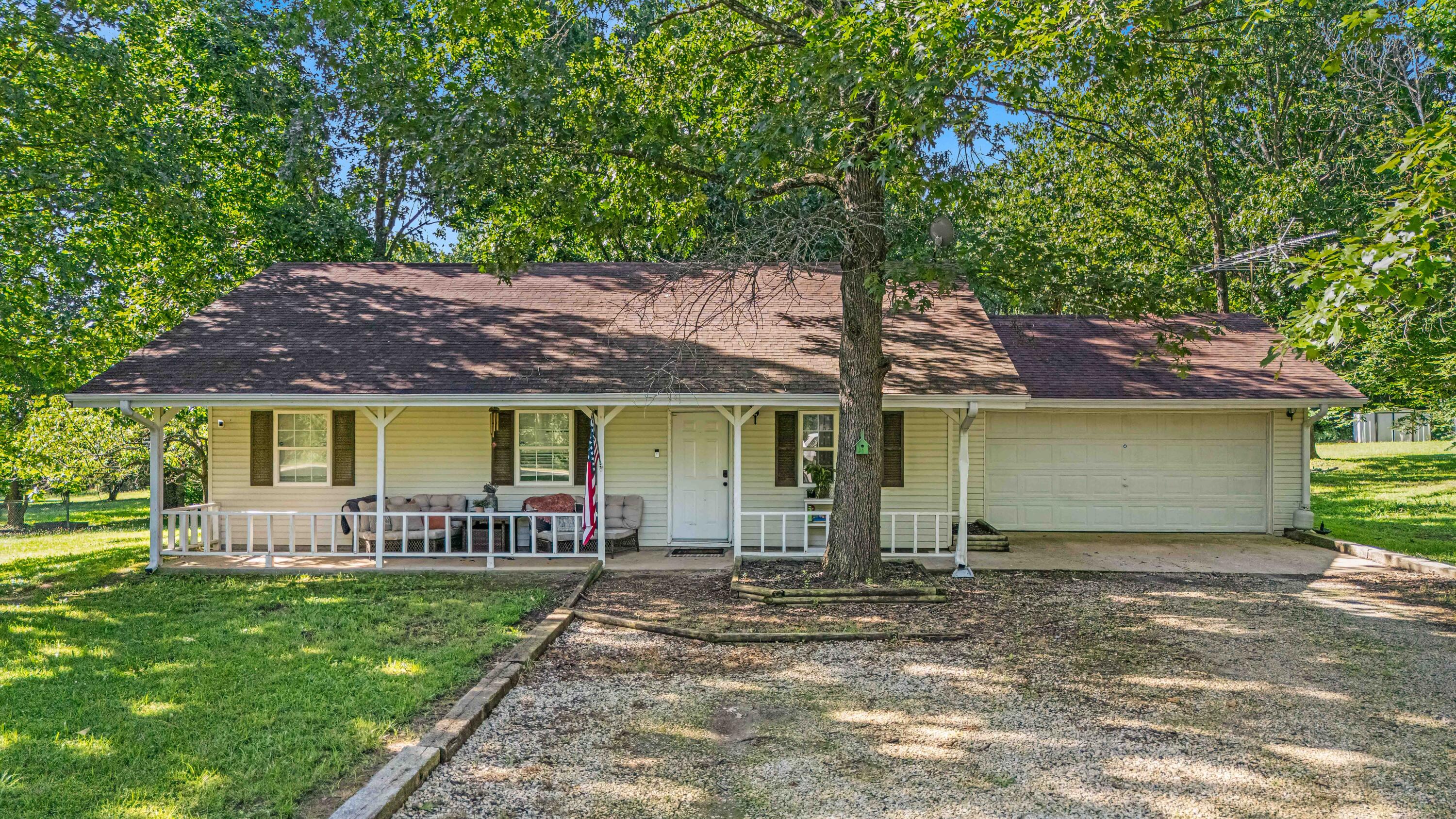 5578 Private Road 1200 Property Photo 1