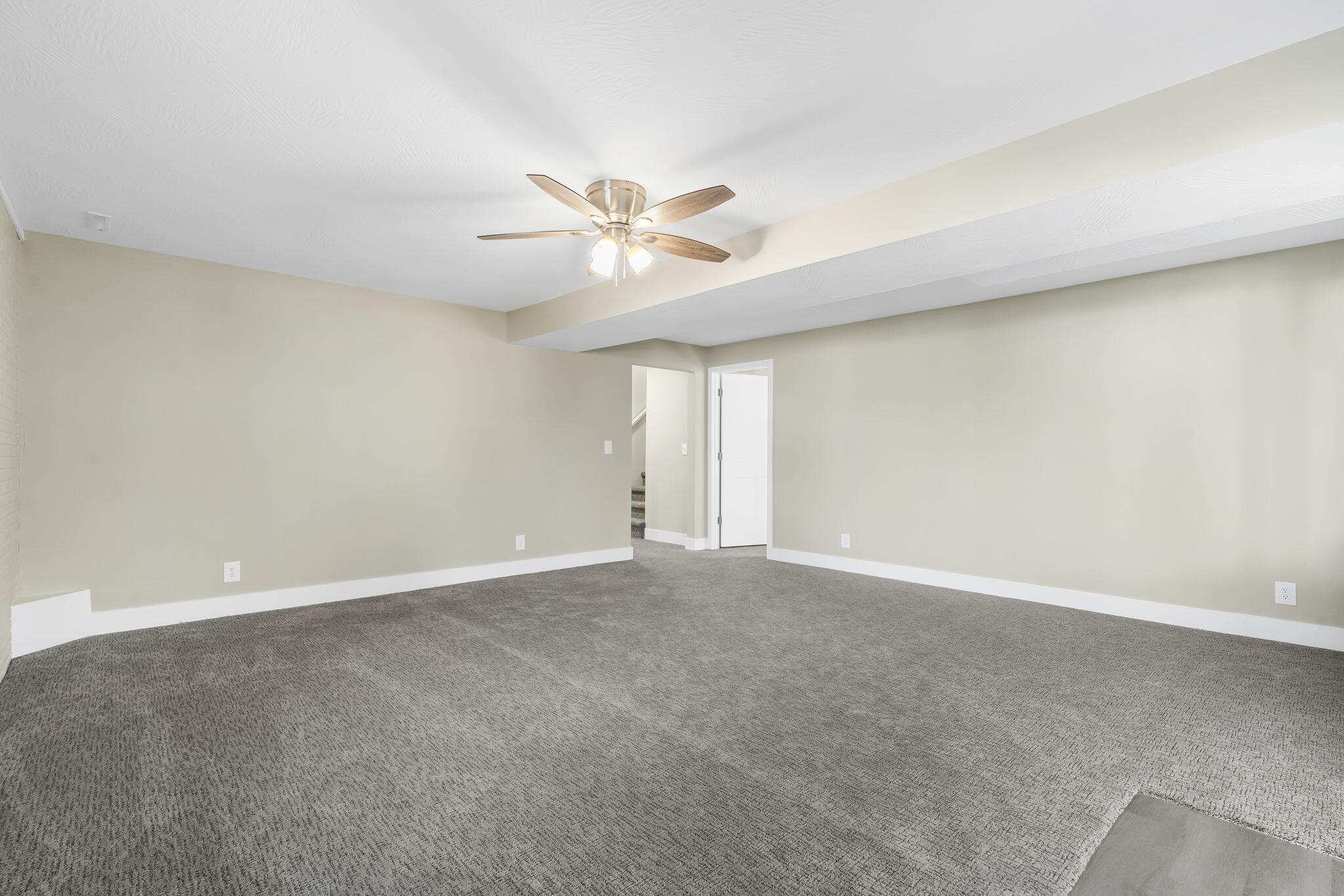 398 Hunt Club Circle Property Photo 12