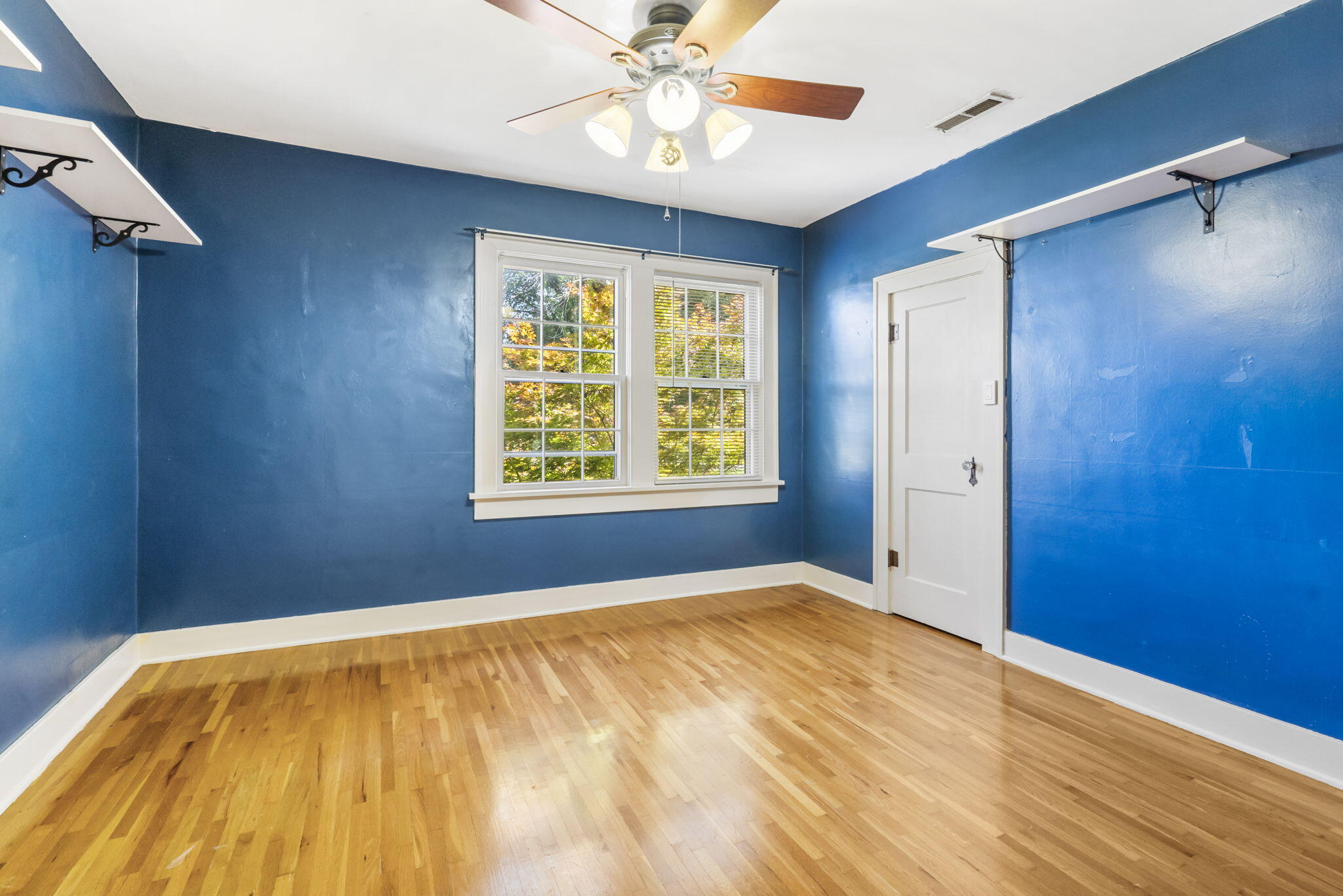 519 East South Street Property Photo 31