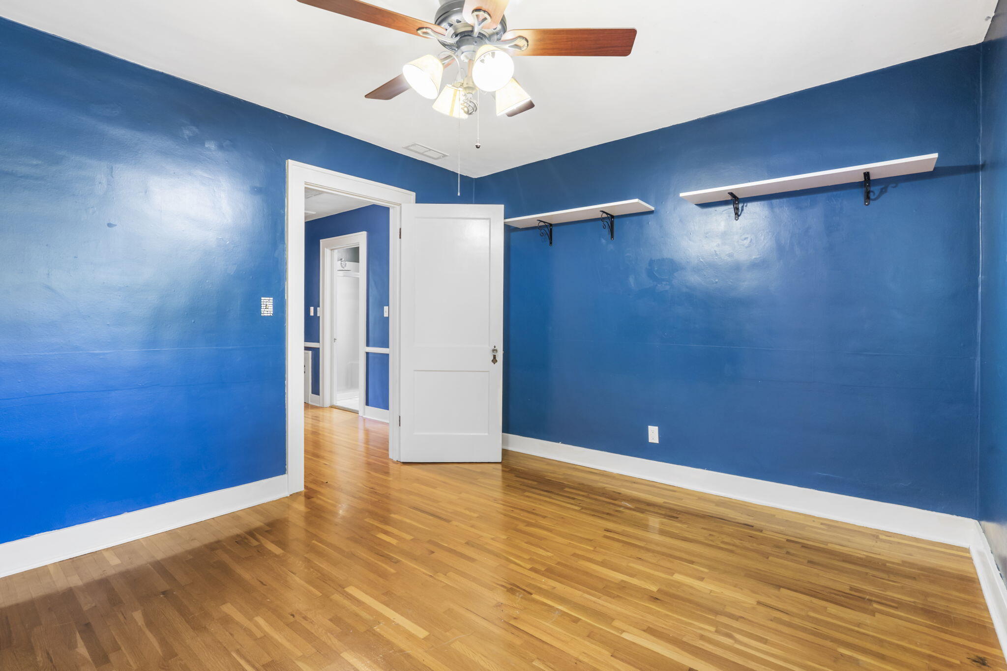 519 East South Street Property Photo 32