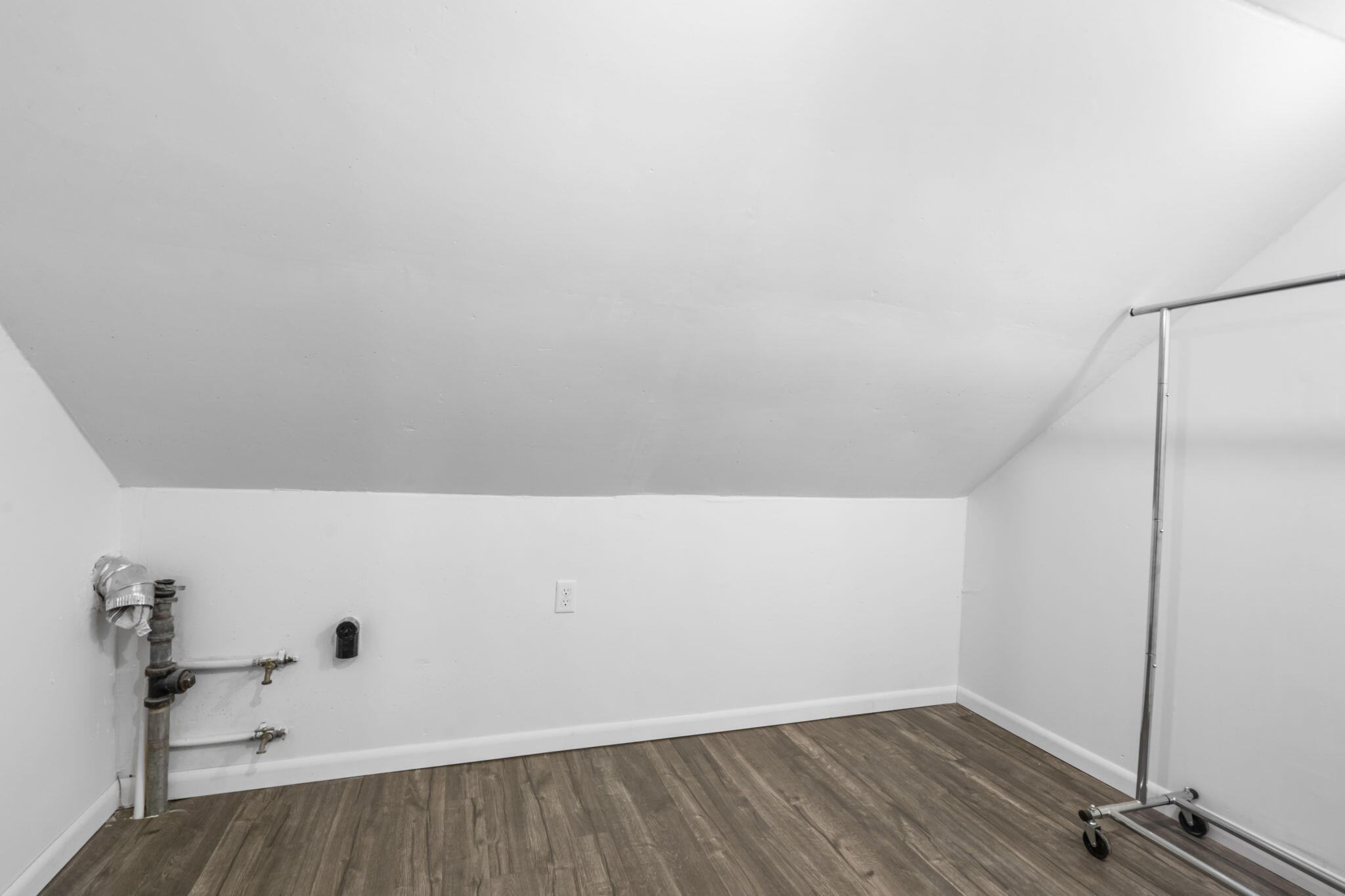 519 East South Street Property Photo 35