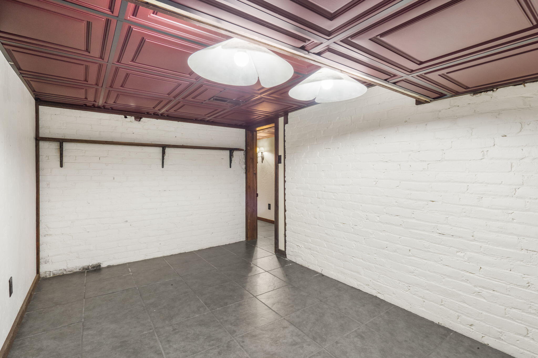 519 East South Street Property Photo 57