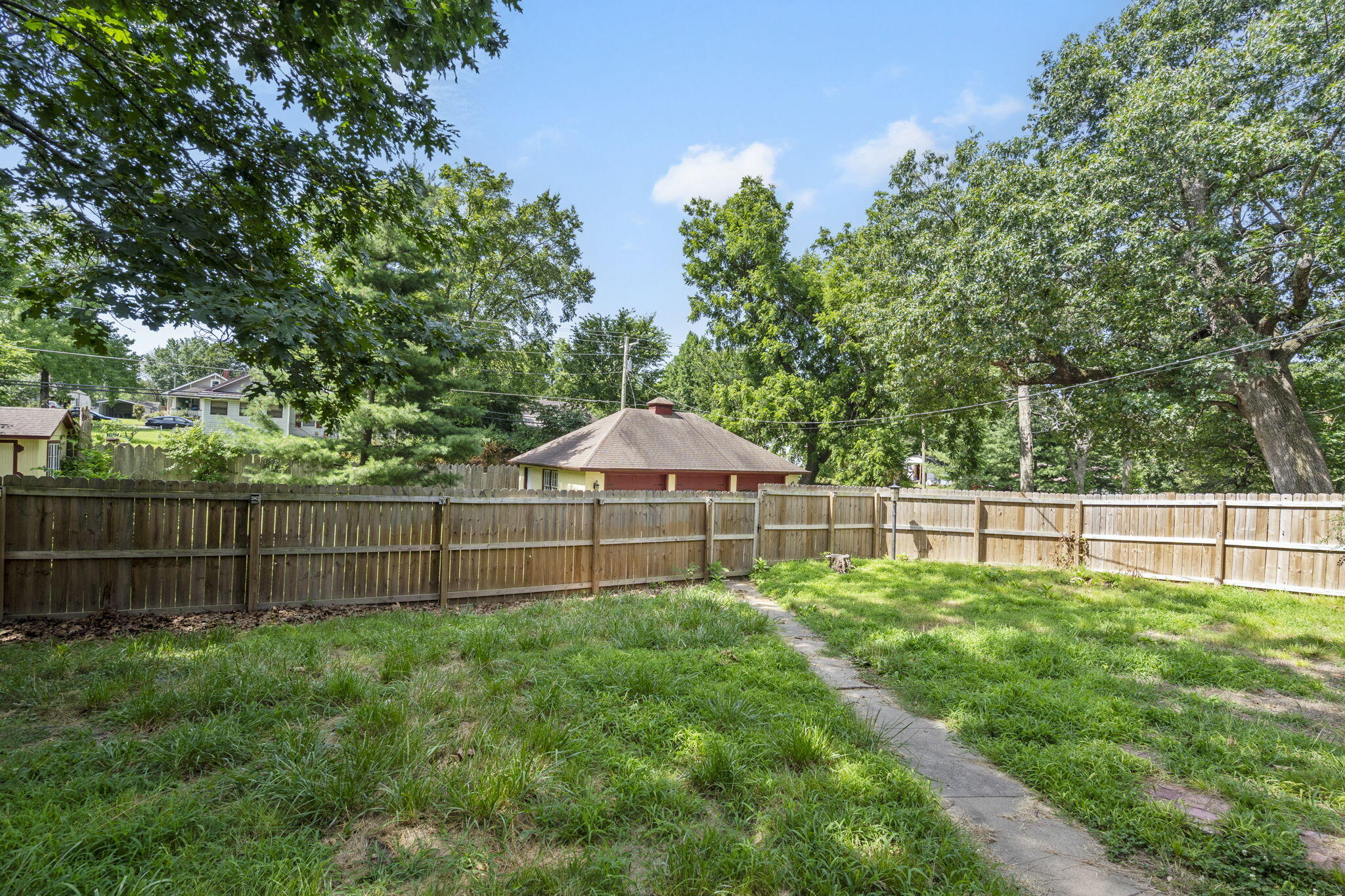 519 East South Street Property Photo 67