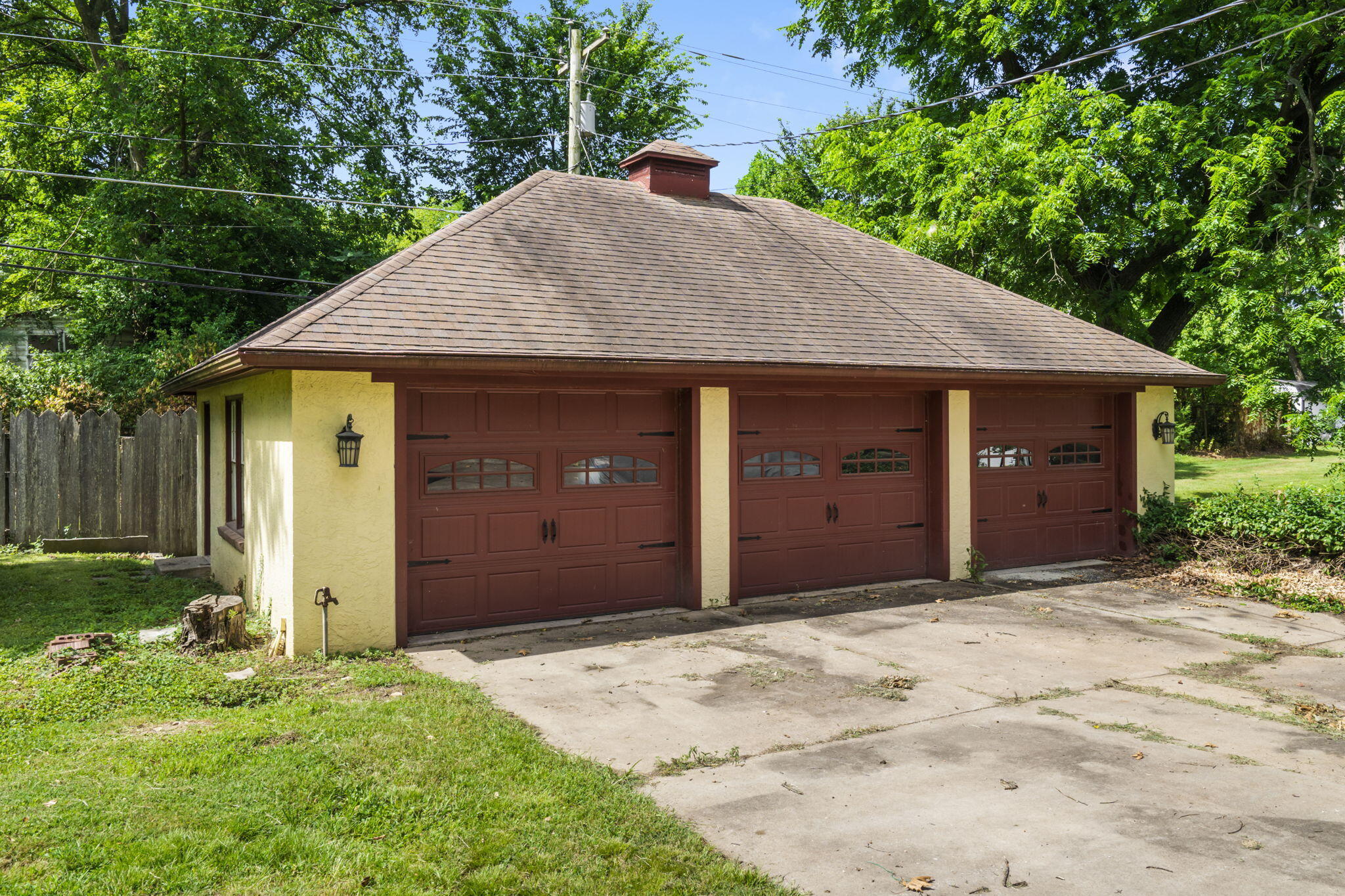 519 East South Street Property Photo 70