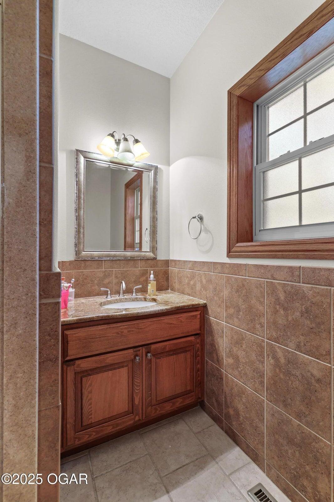 318 Fox Fire Court Property Photo 20