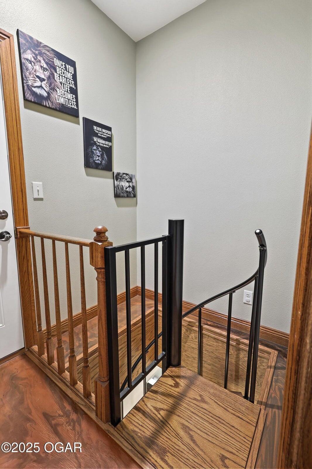 318 Fox Fire Court Property Photo 25