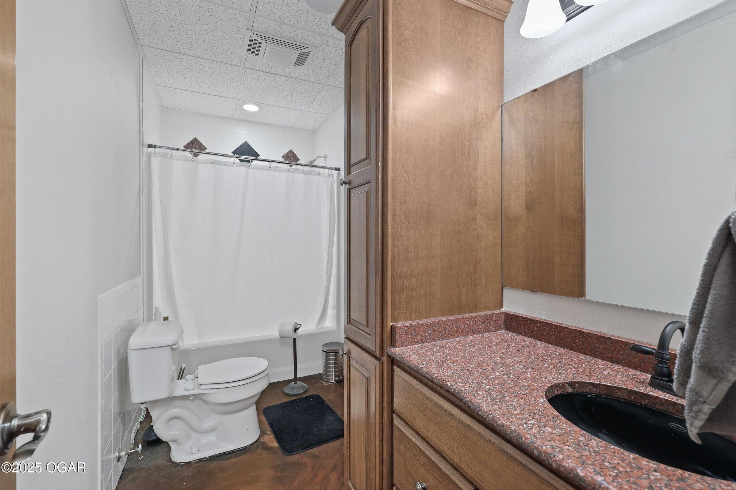 318 Fox Fire Court Property Photo 26