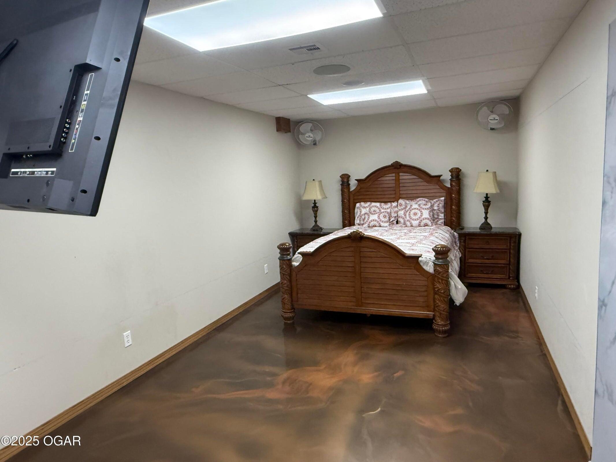 318 Fox Fire Court Property Photo 33