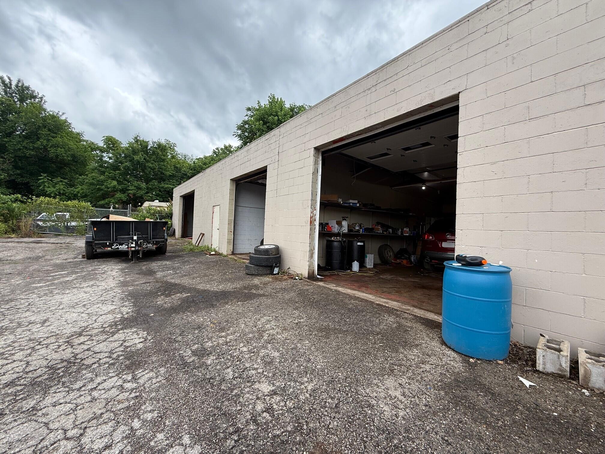 103 Vine Street Property Photo 2