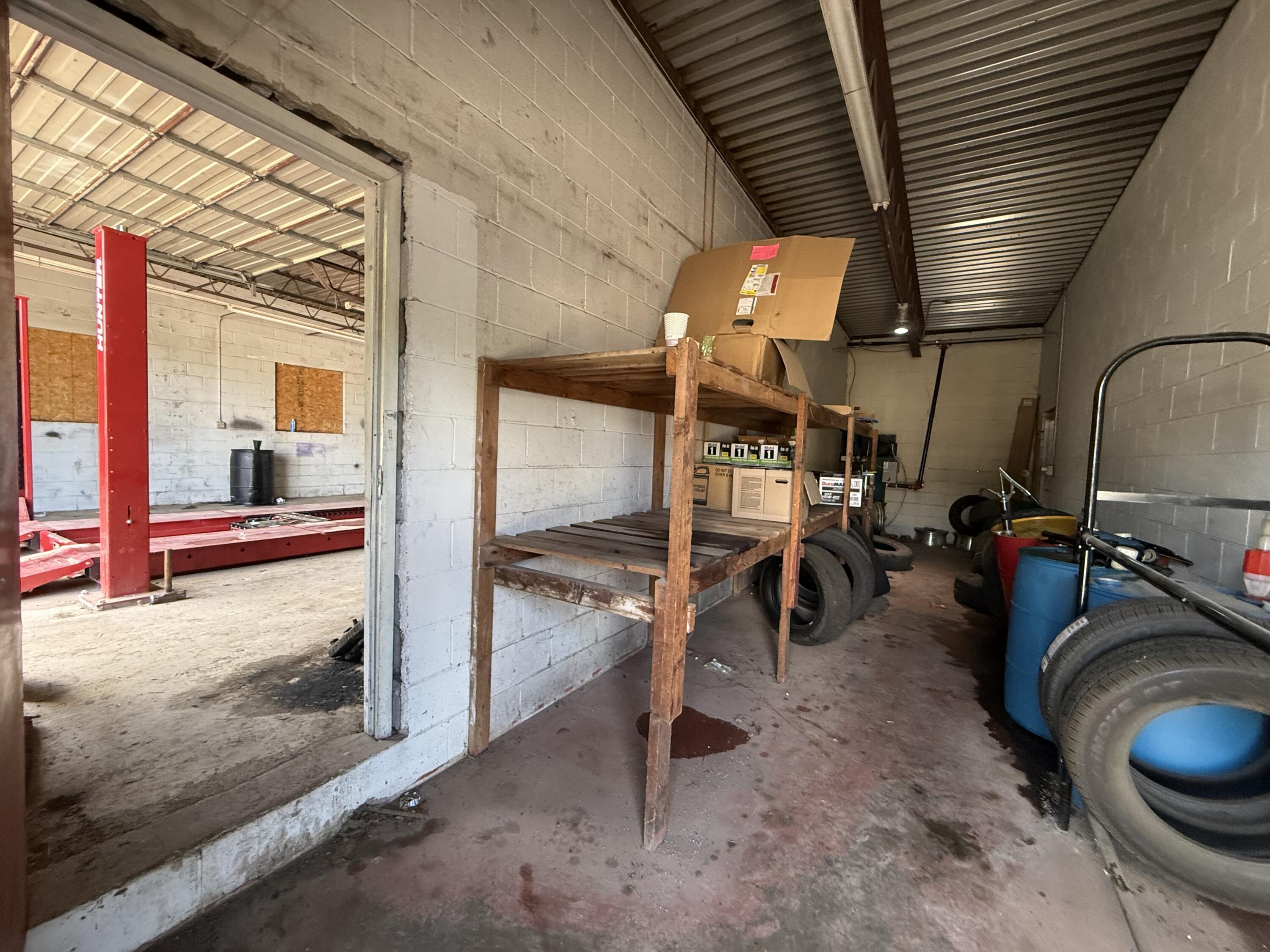 103 Vine Street Property Photo 9