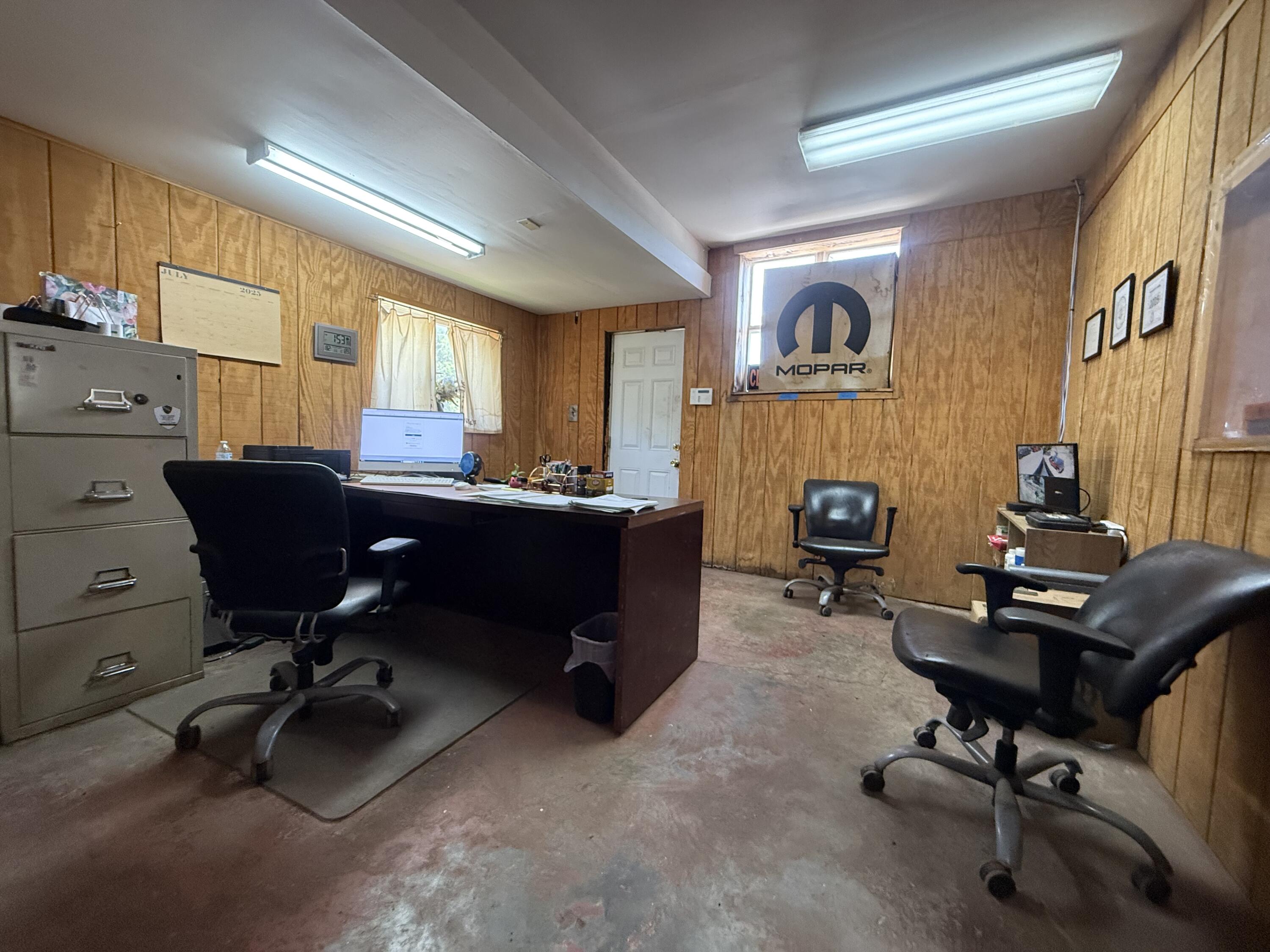 103 Vine Street Property Photo 10