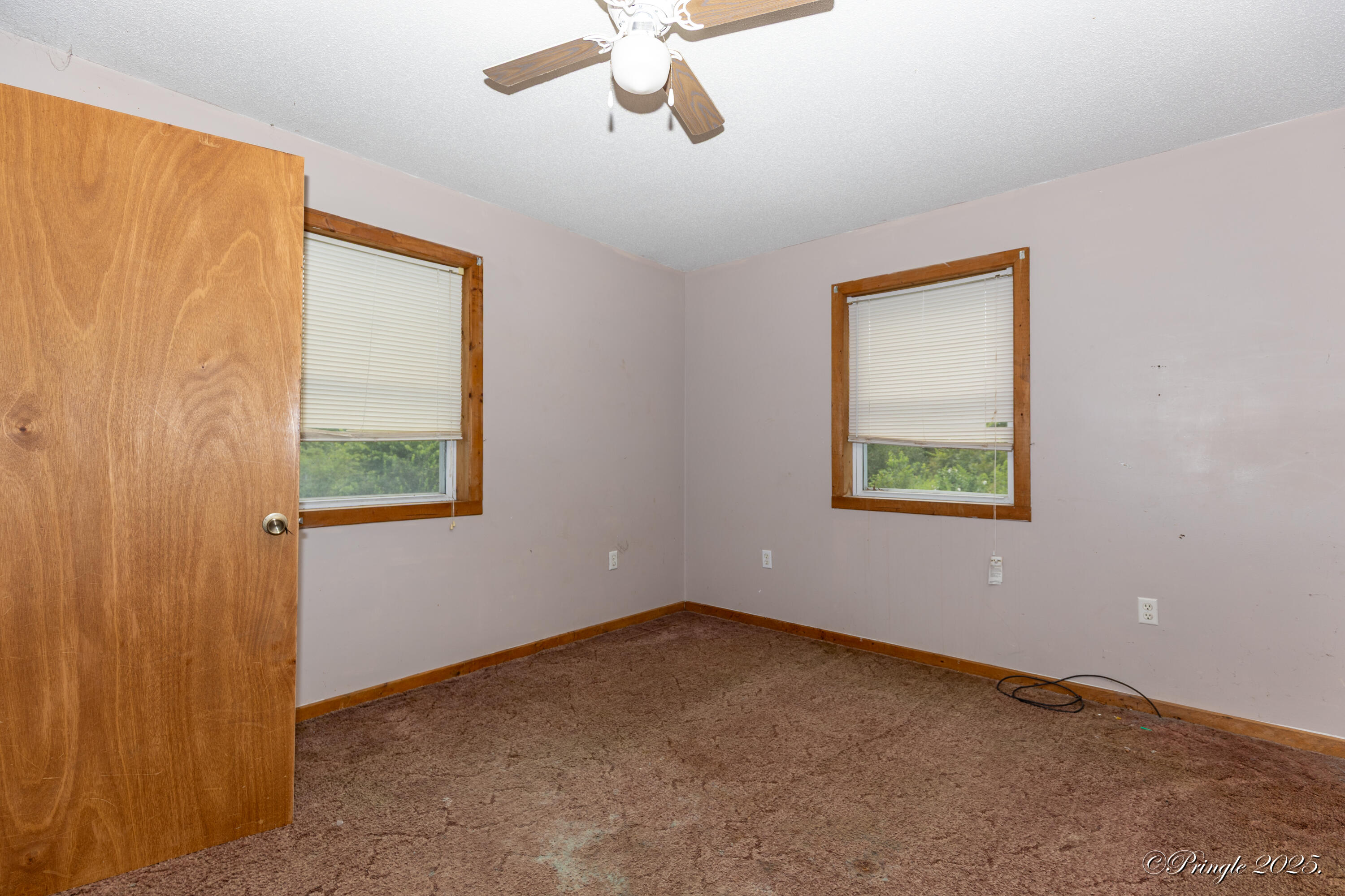 5748 County Road 3850 Property Photo 16