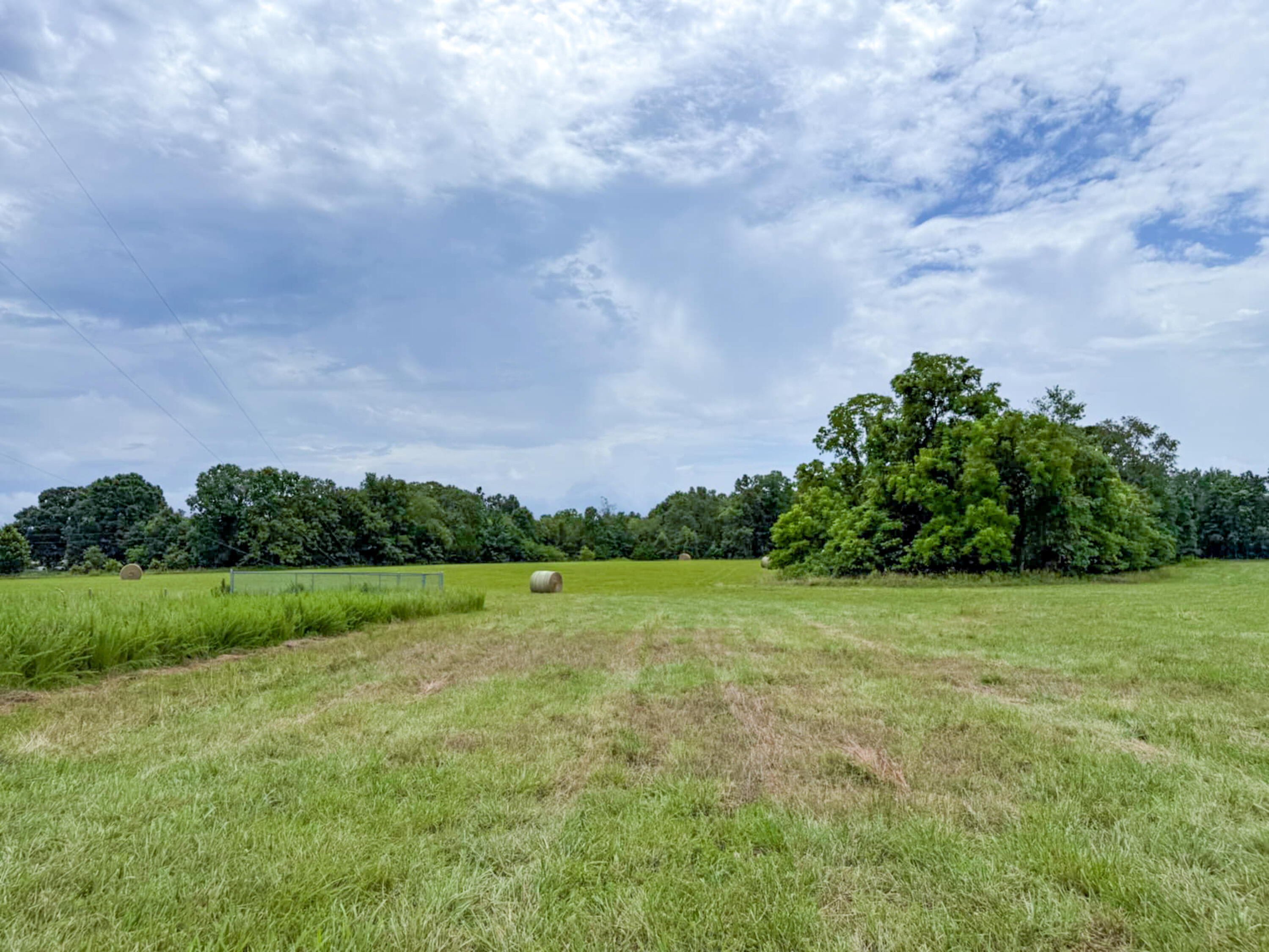 5748 County Road 3850 Property Photo 31