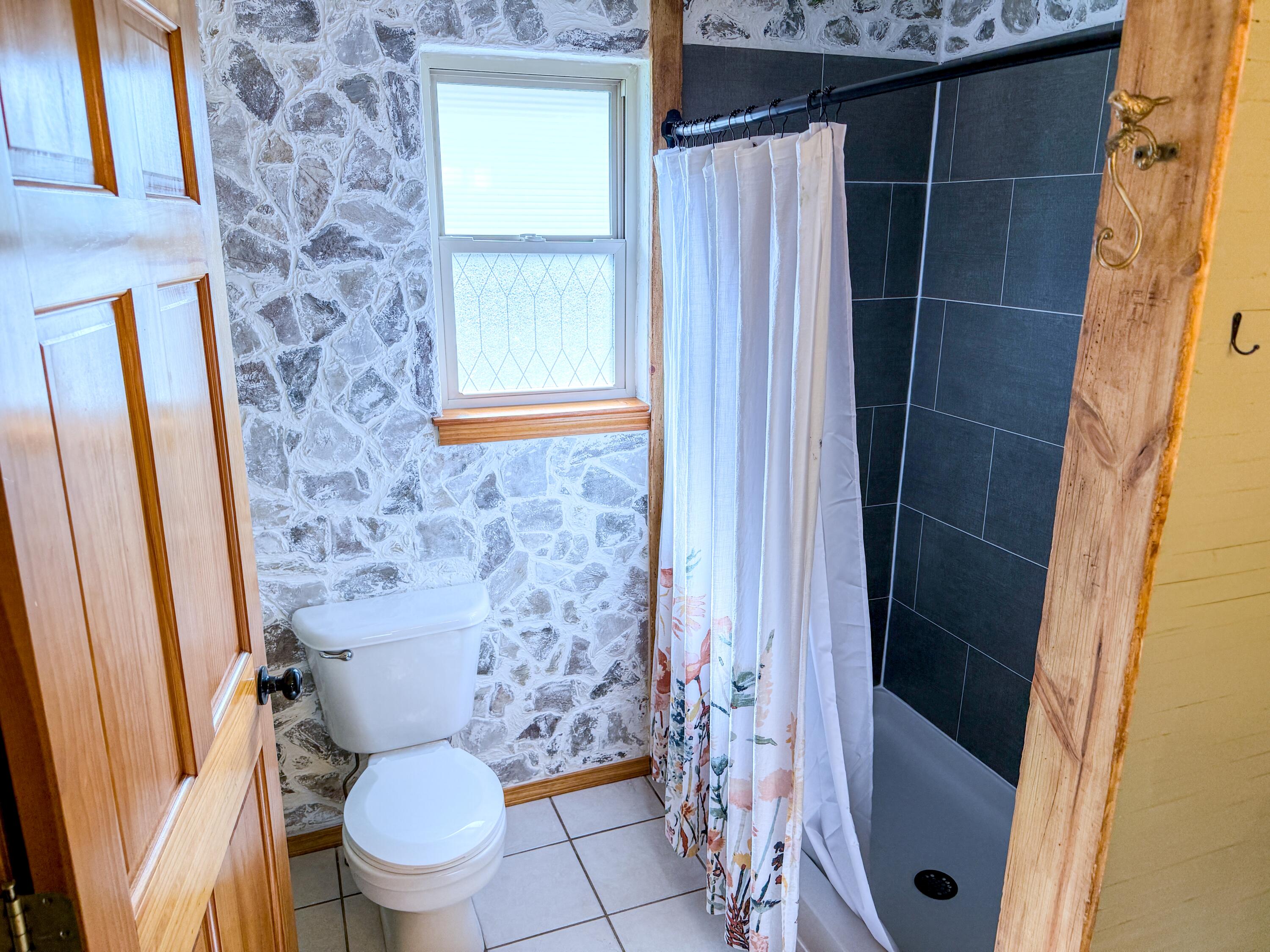 707 East Bryant Avenue Property Photo 21