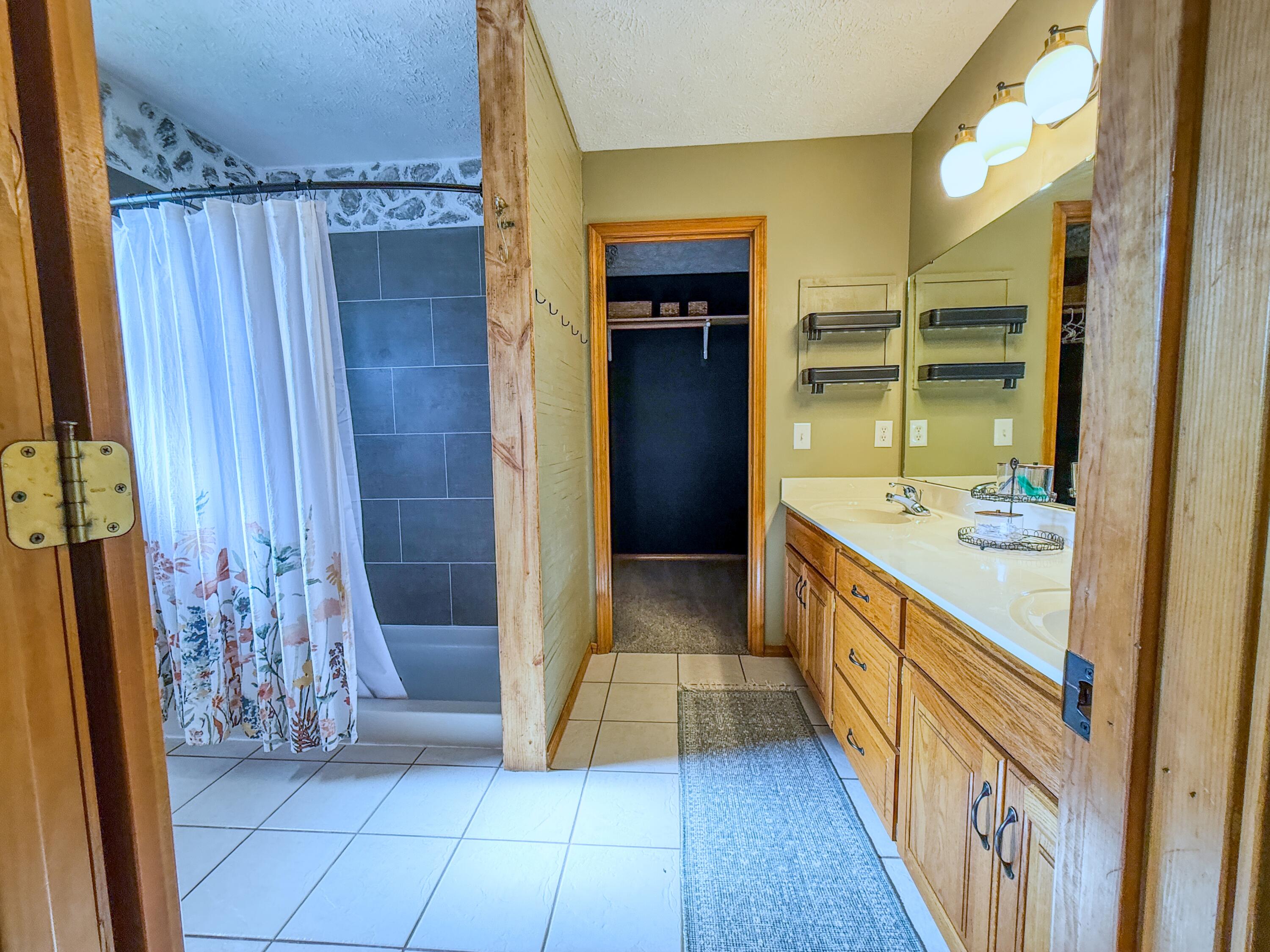 707 East Bryant Avenue Property Photo 22