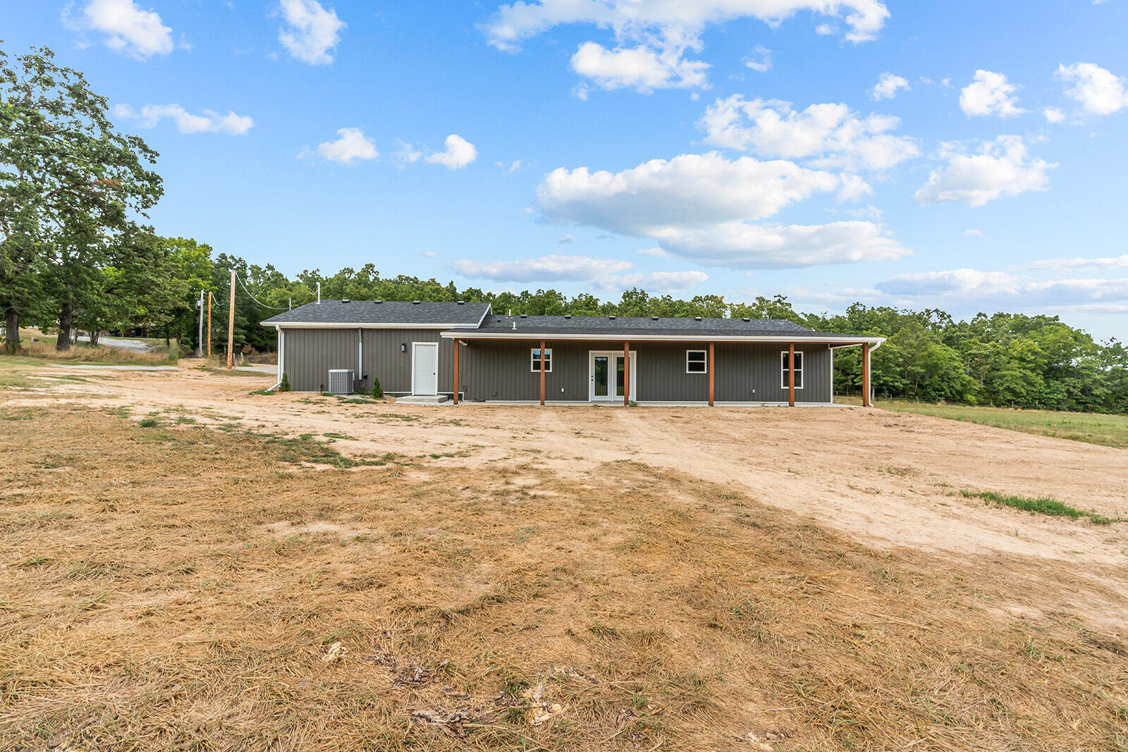 21113 Fr 2020 Property Photo 21