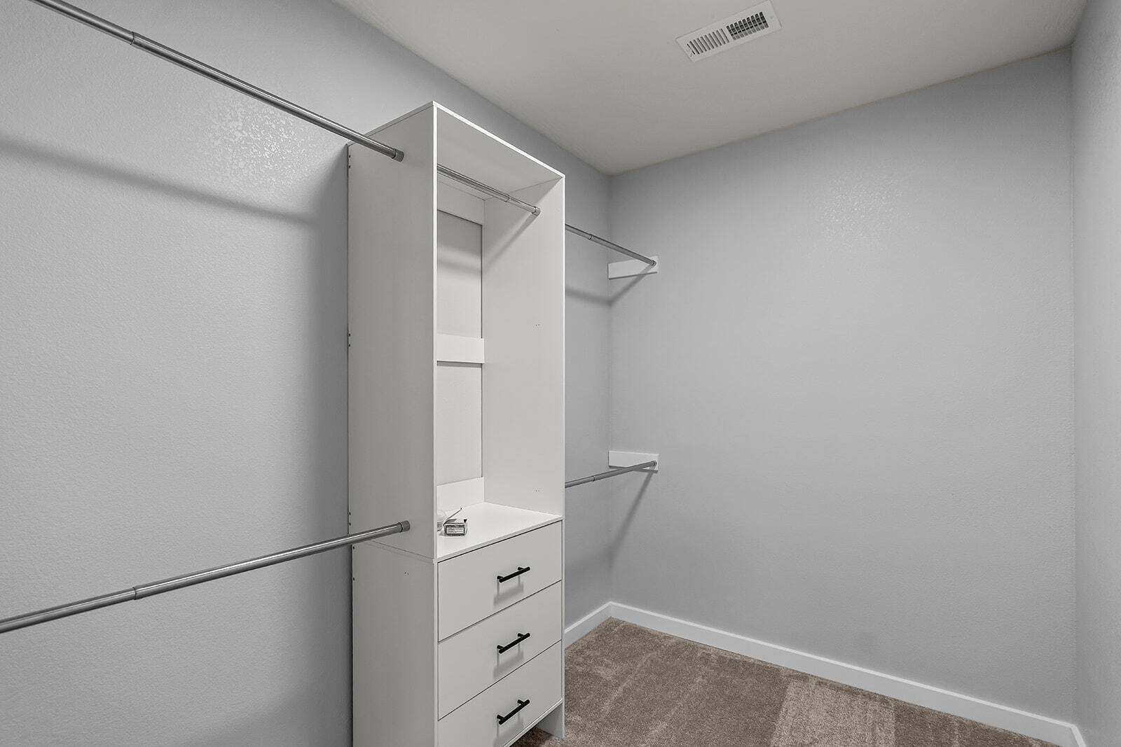 21113 Fr 2020 Property Photo 35