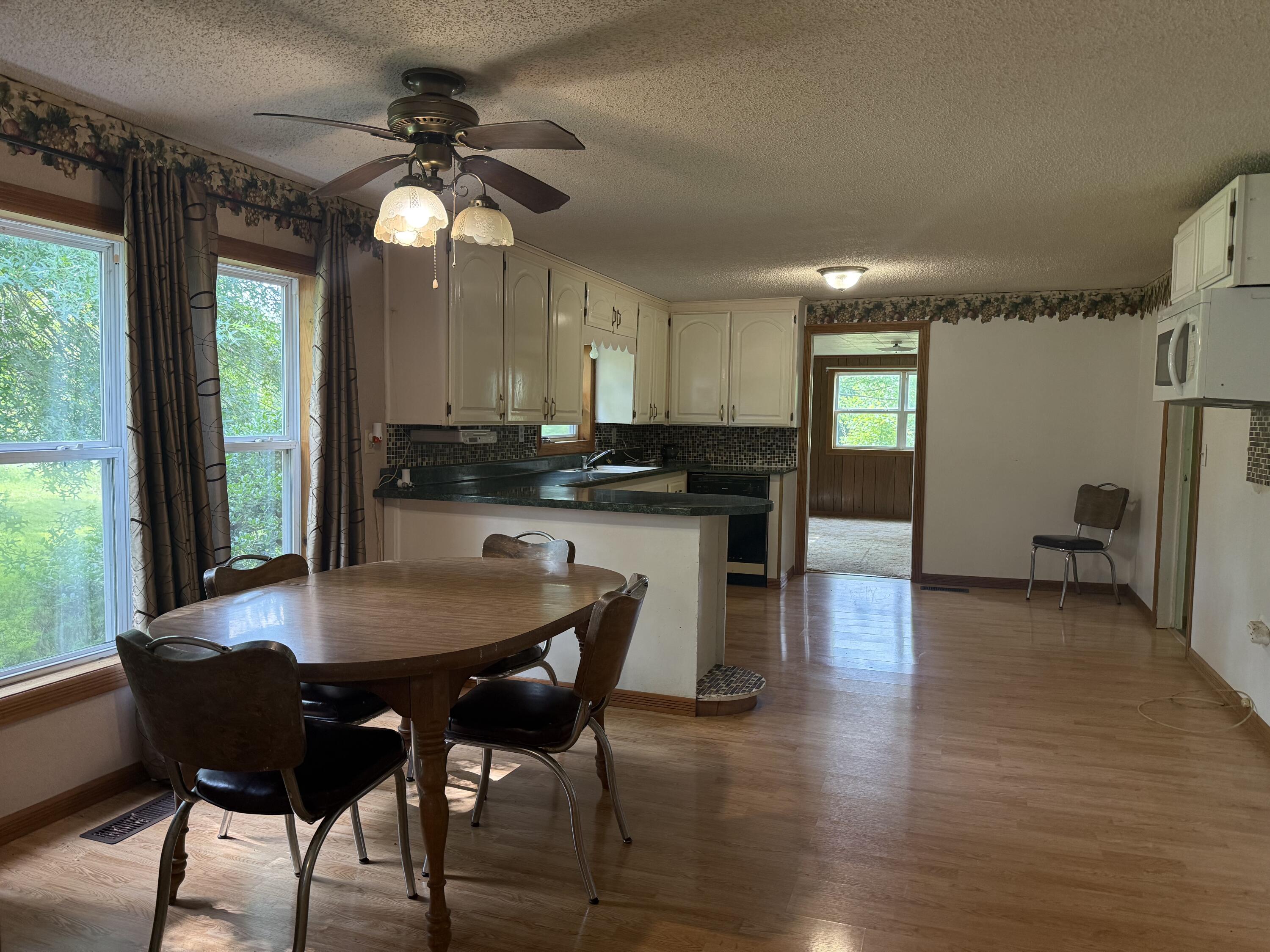 7915 Highway Z Highway Property Photo 12