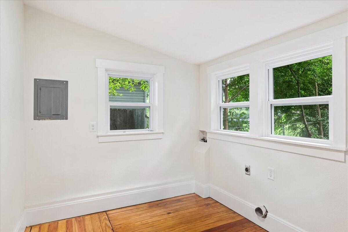 1156 West Lynn Street Property Photo 14