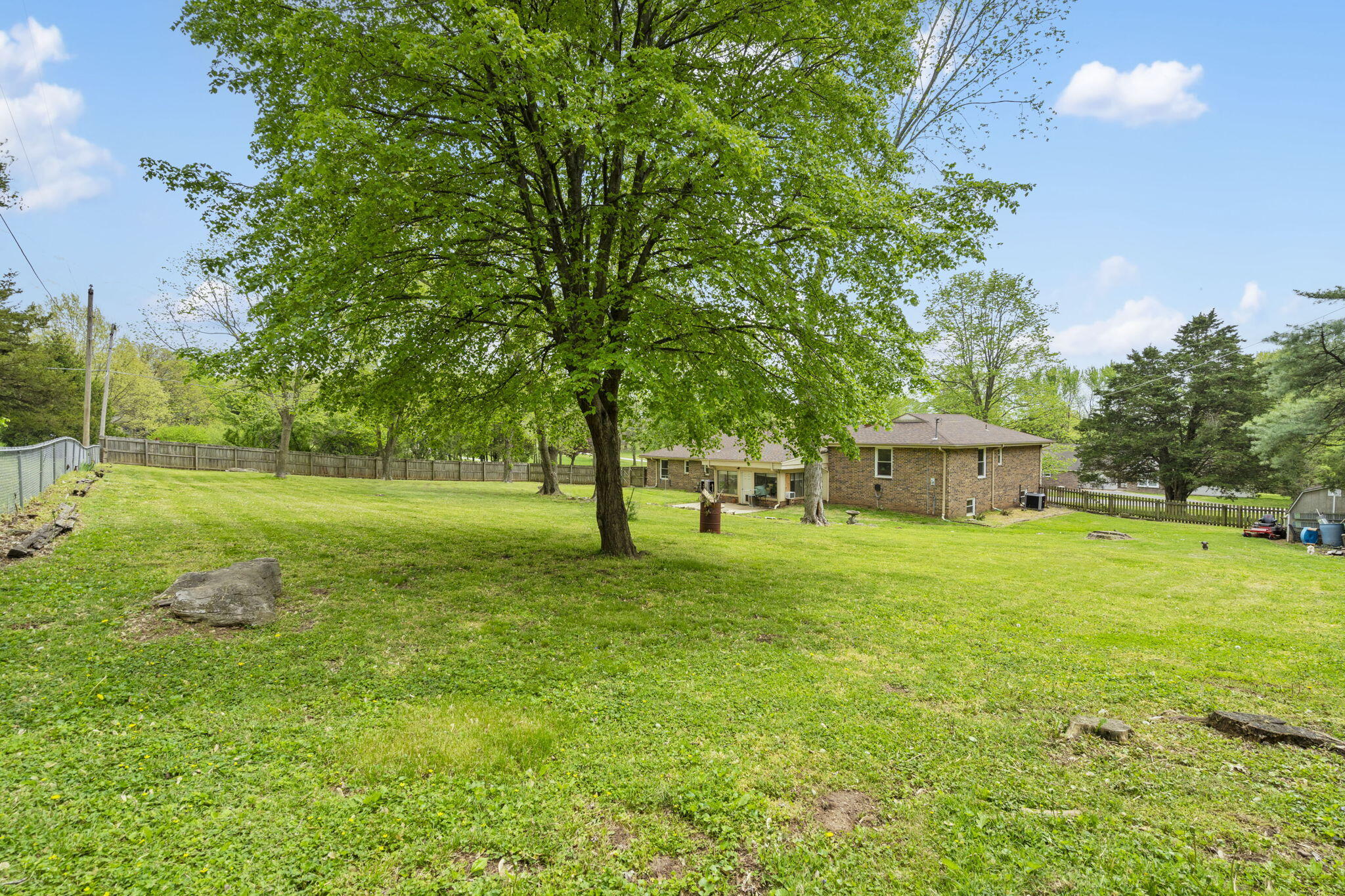 5757 East Meadowmere Street Property Photo 34