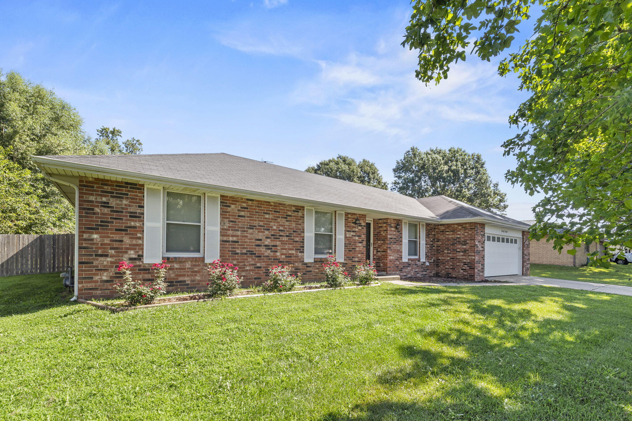 6839 West Dogwood Street Property Photo 1